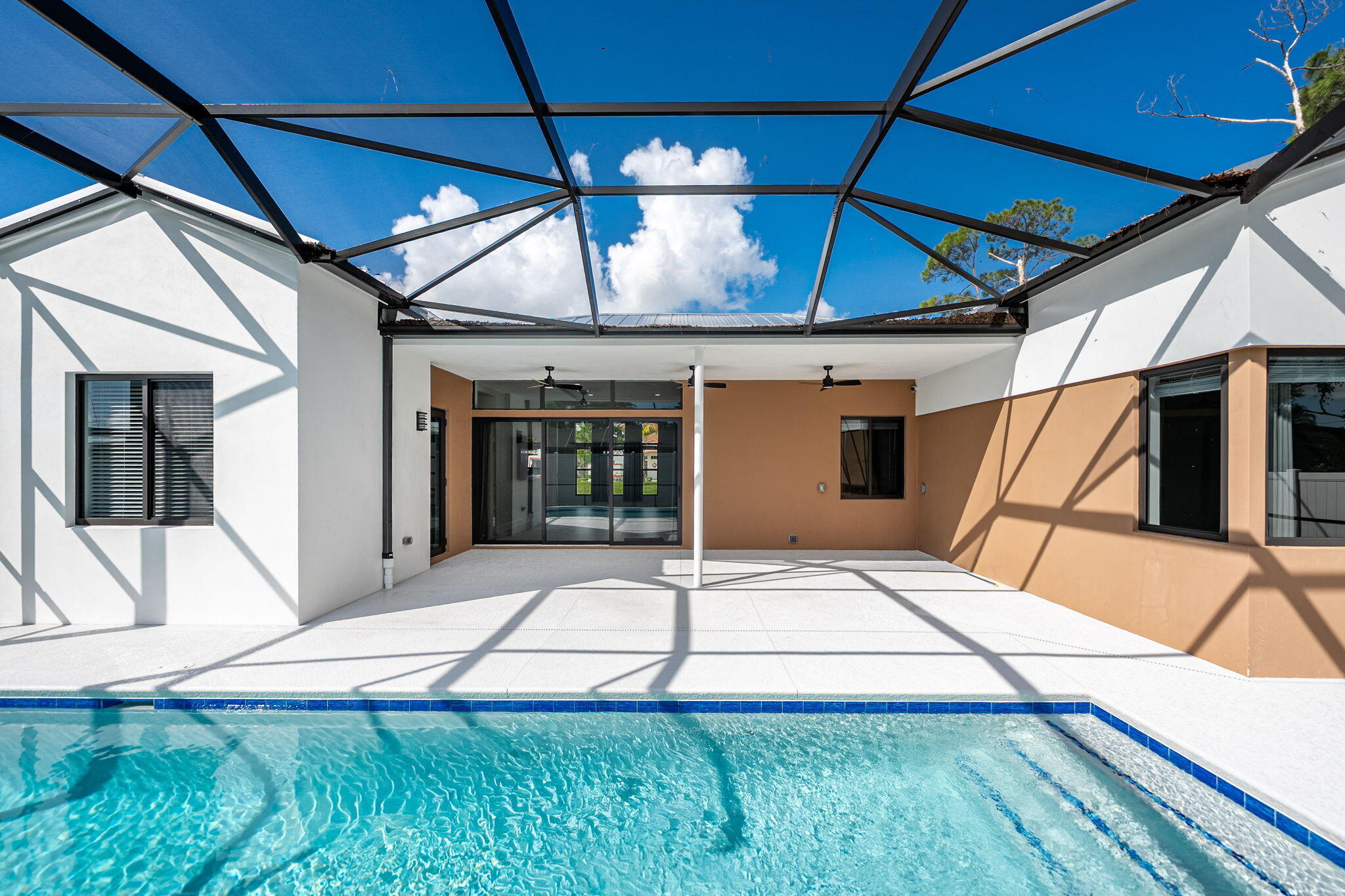 PORT ST LUCIE-SECTION 03- BLK 272 LOT 17 (MAP 34/3 - Residential