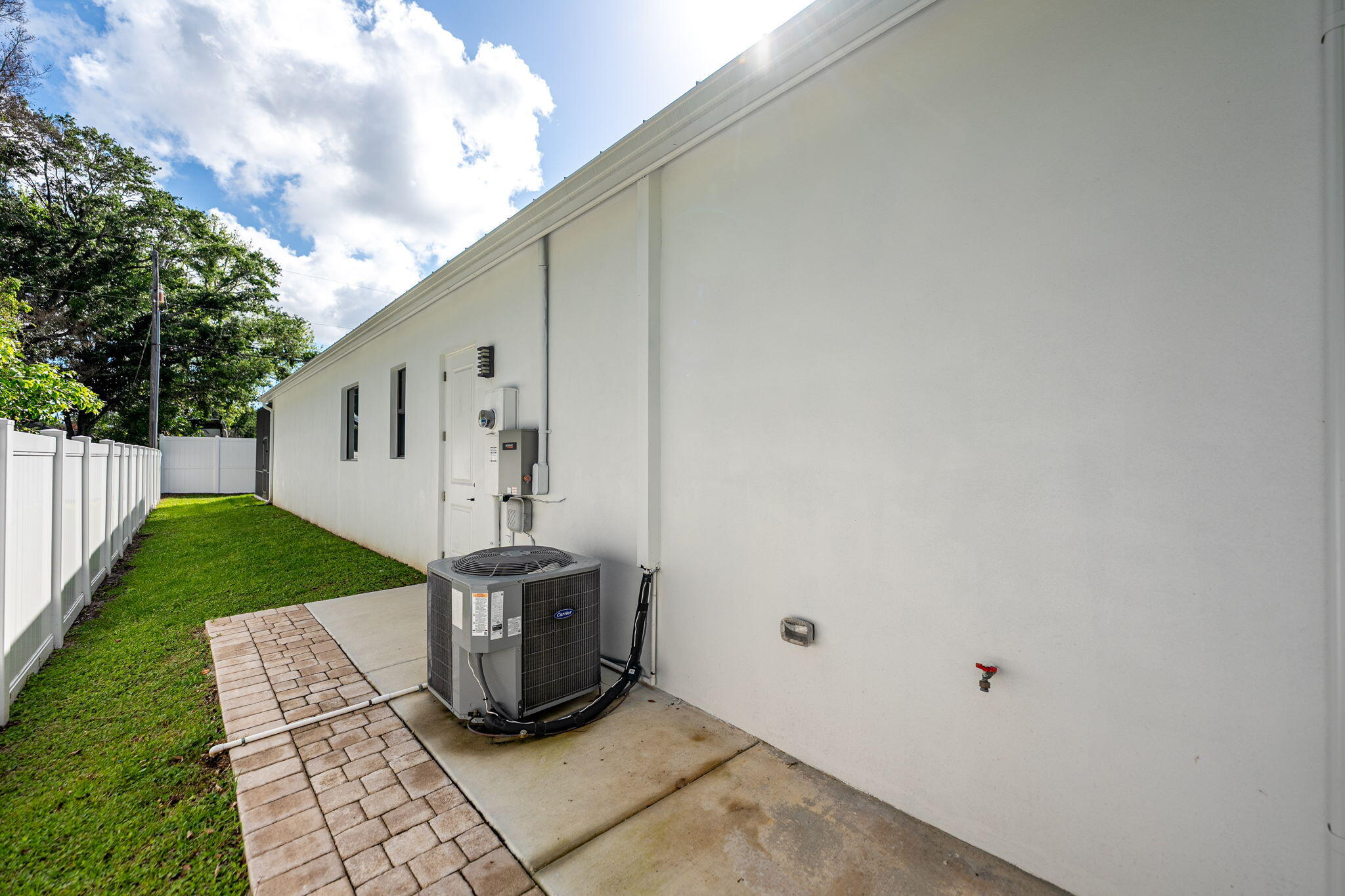 PORT ST LUCIE-SECTION 03- BLK 272 LOT 17 (MAP 34/3 - Residential