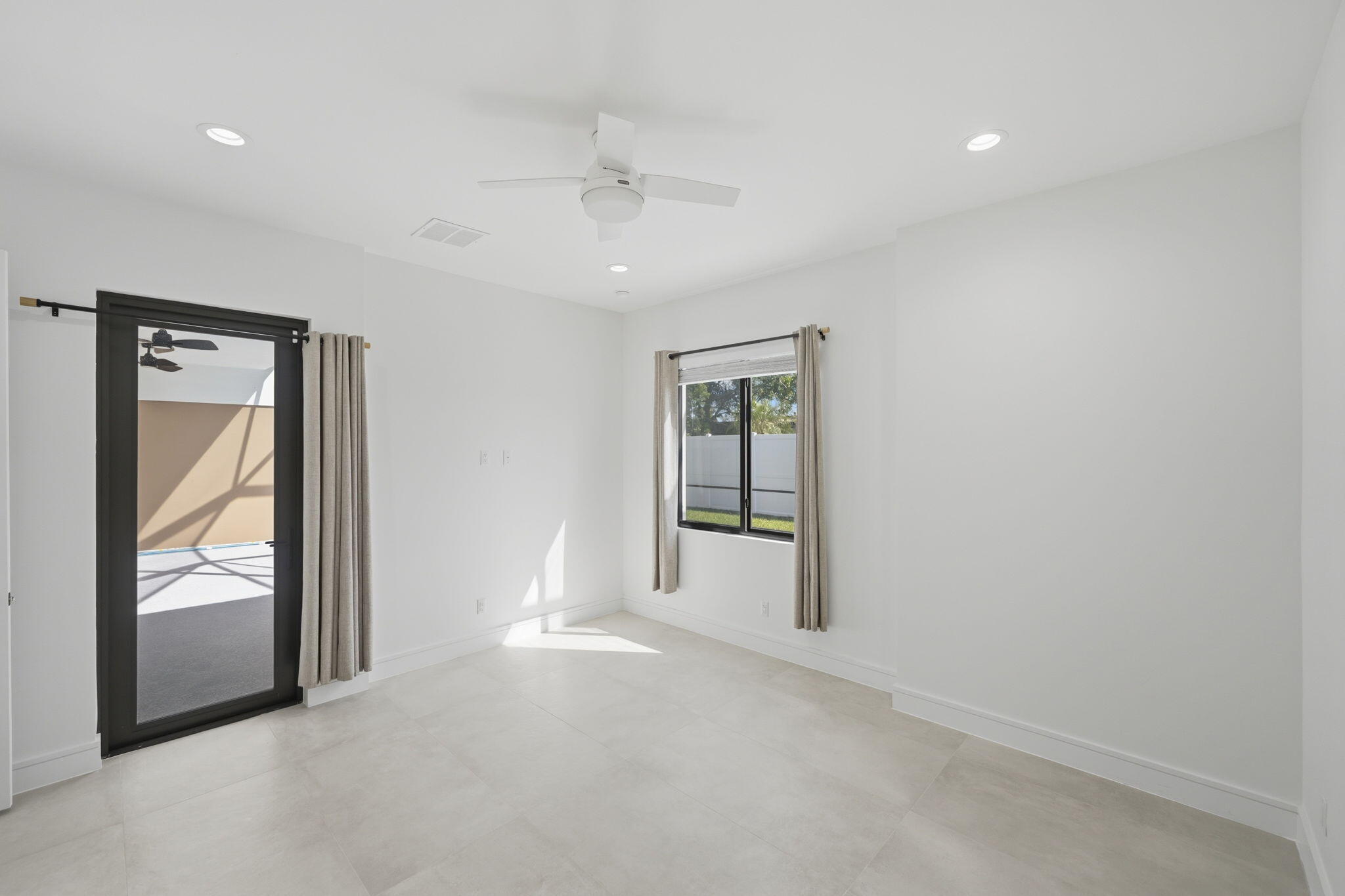 PORT ST LUCIE-SECTION 03- BLK 272 LOT 17 (MAP 34/3 - Residential