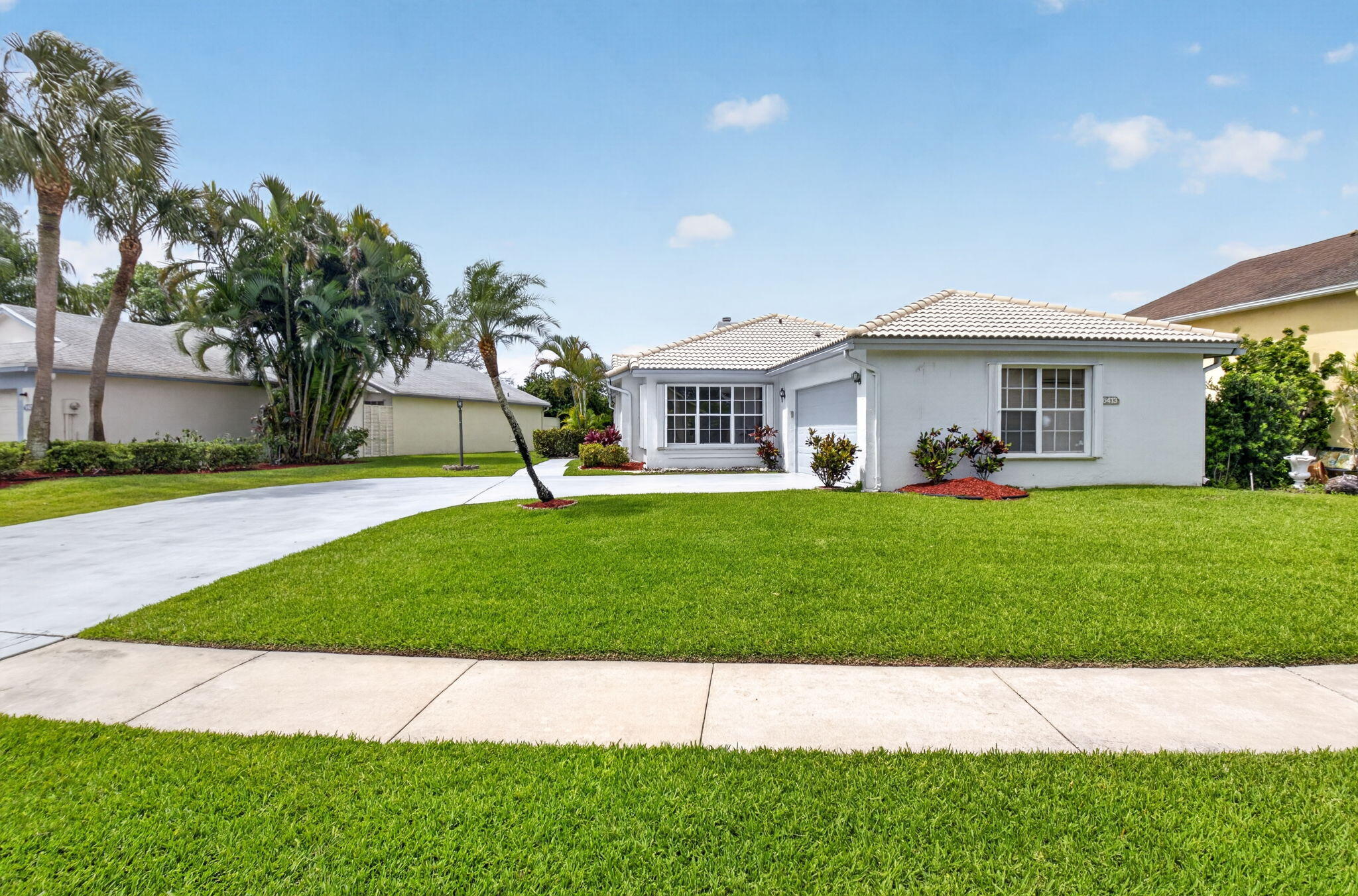 6413 Lansdowne Circle