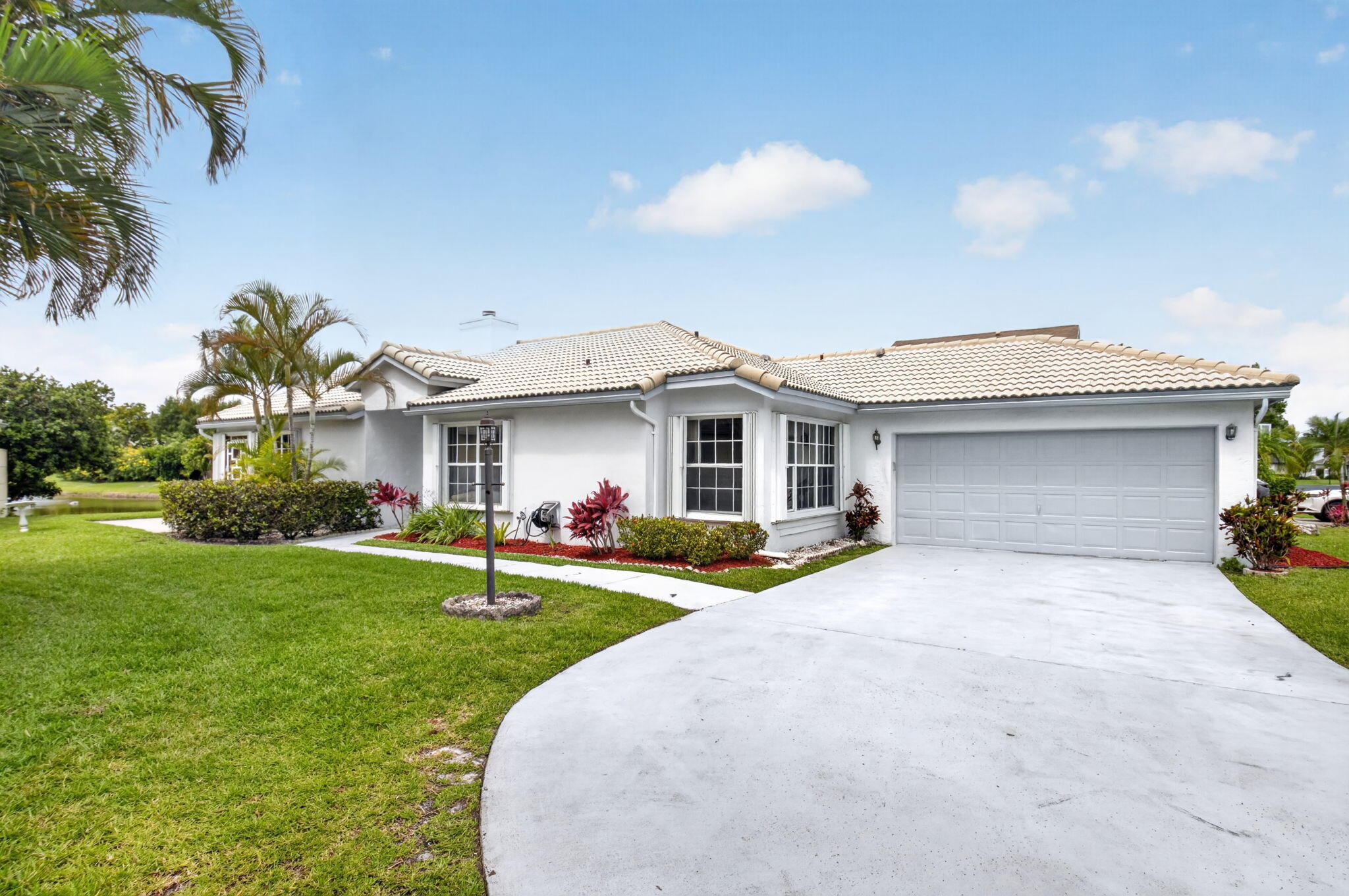 6413 Lansdowne Circle