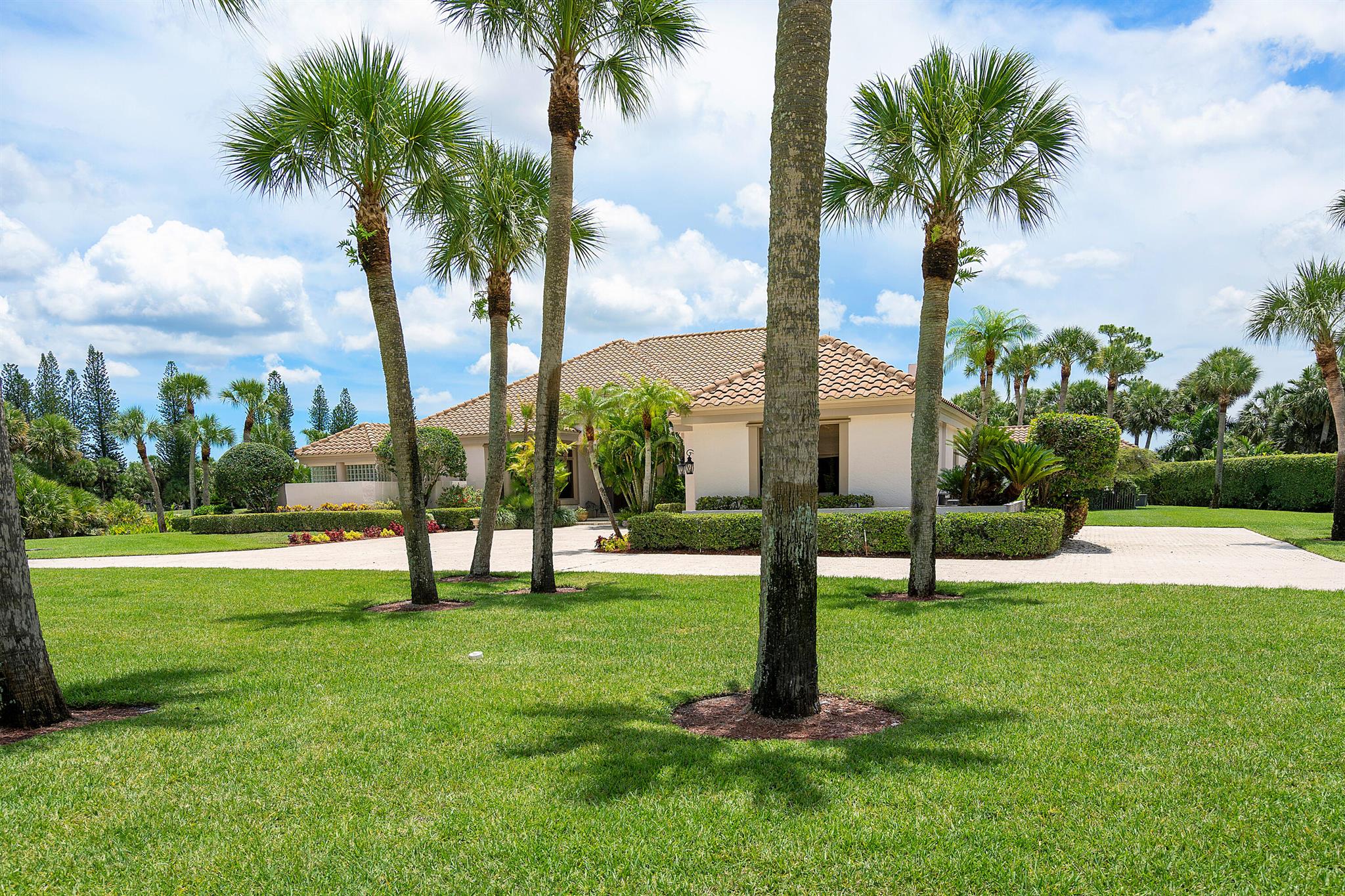 BREAKERS WEST 12 - Residential