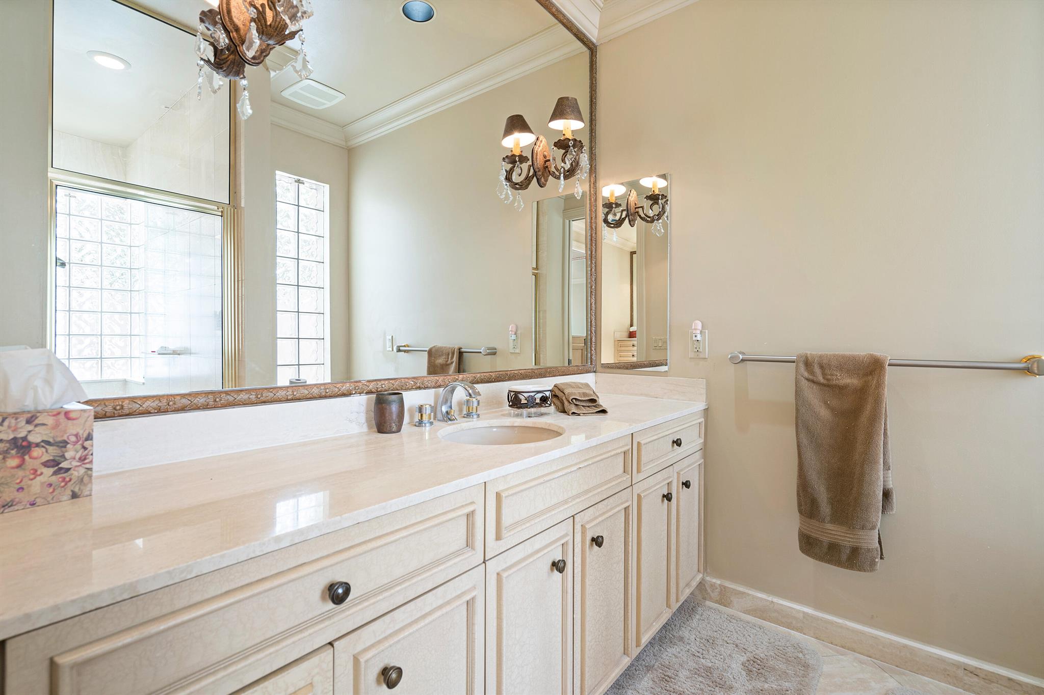 BREAKERS WEST 12 - Residential