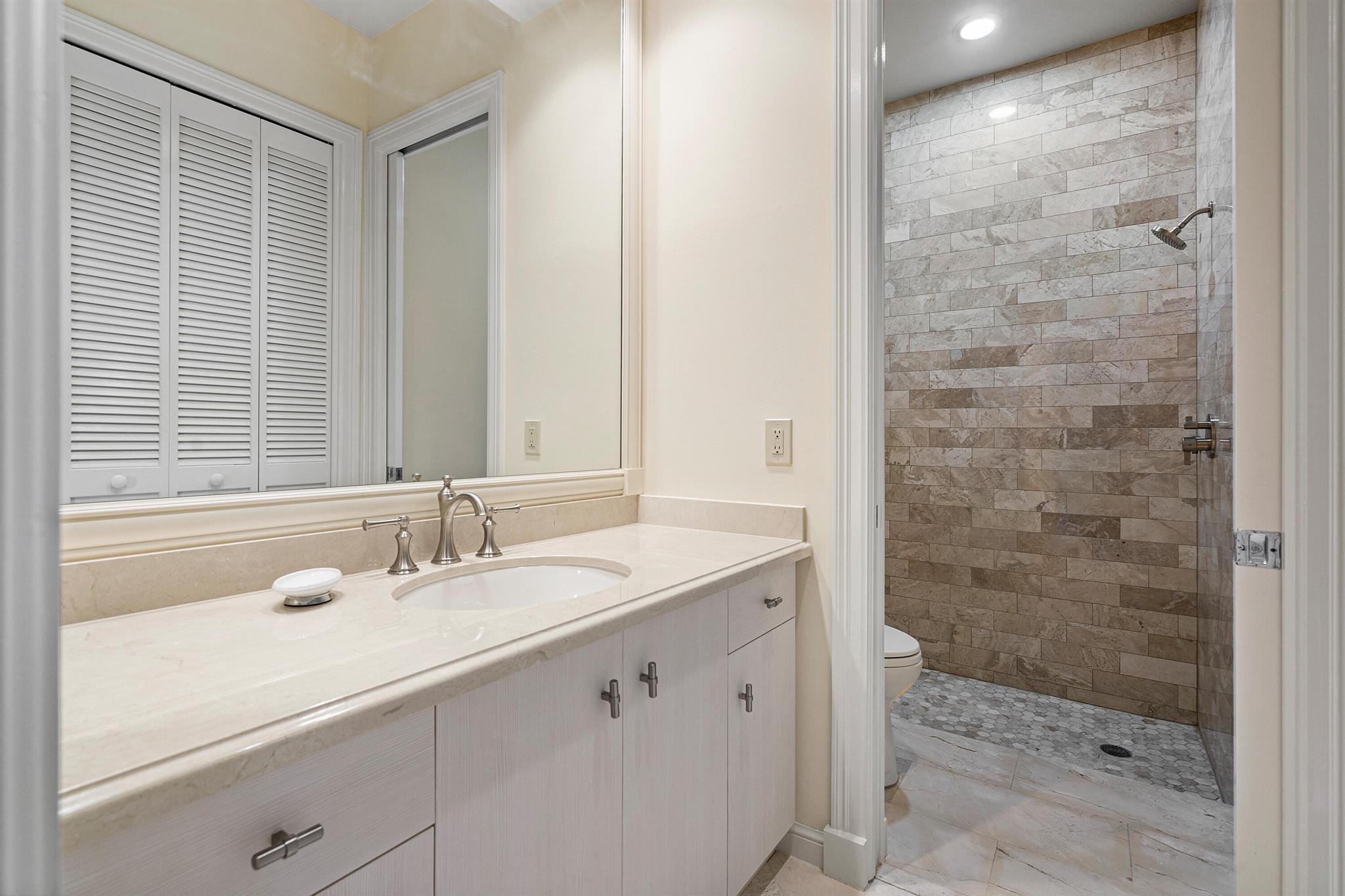 BREAKERS WEST 12 - Residential