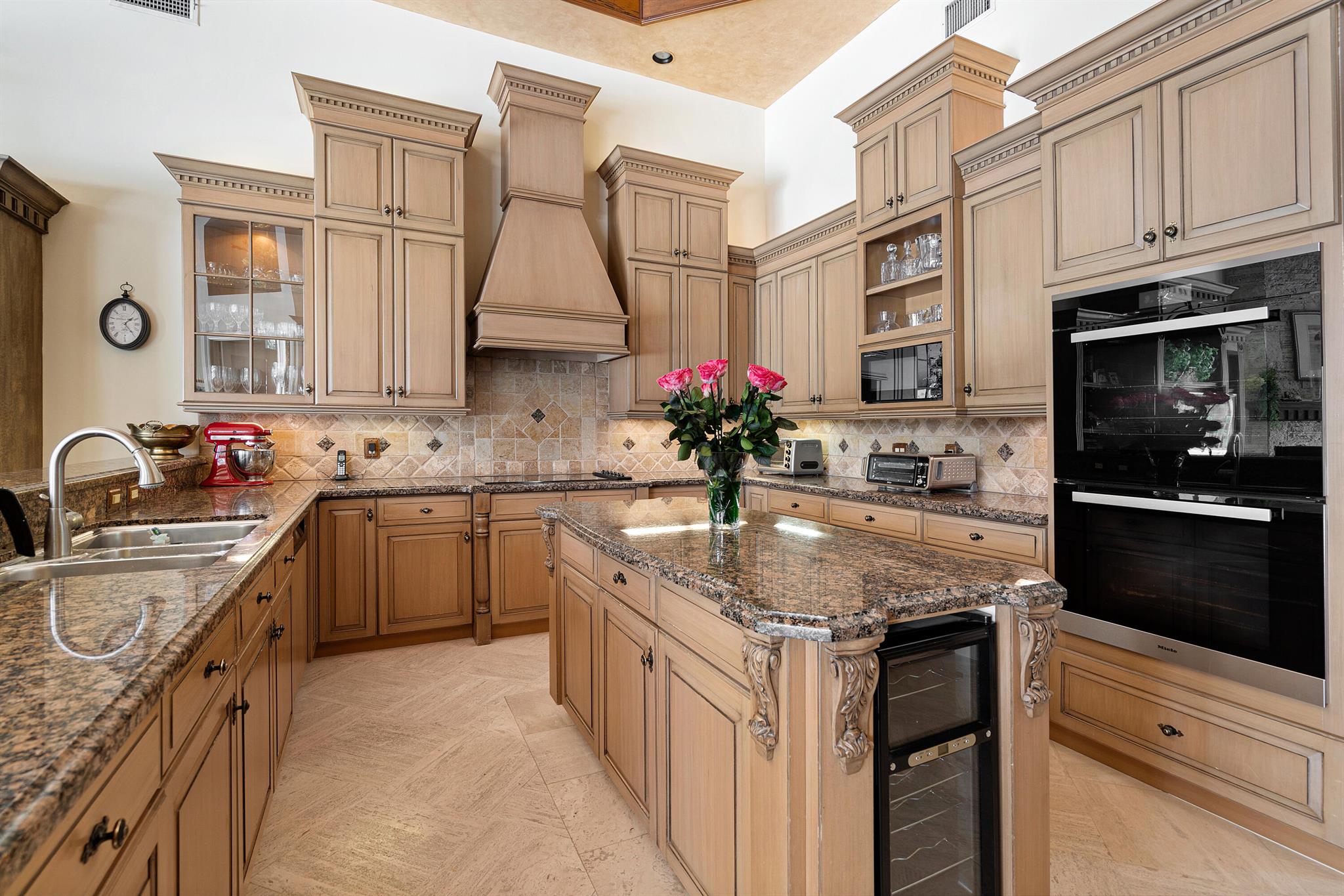 BREAKERS WEST 12 - Residential