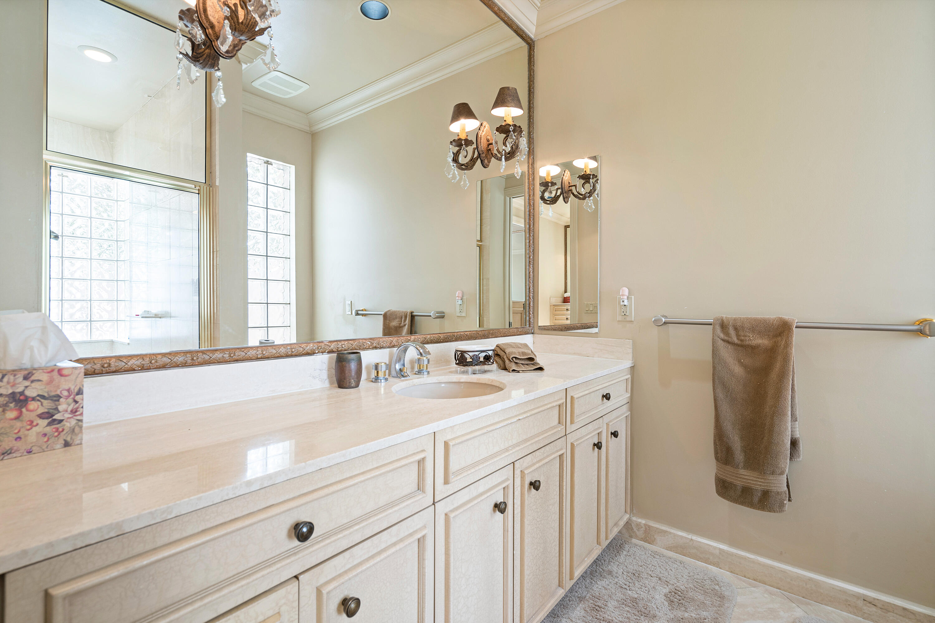 BREAKERS WEST 12 - Residential