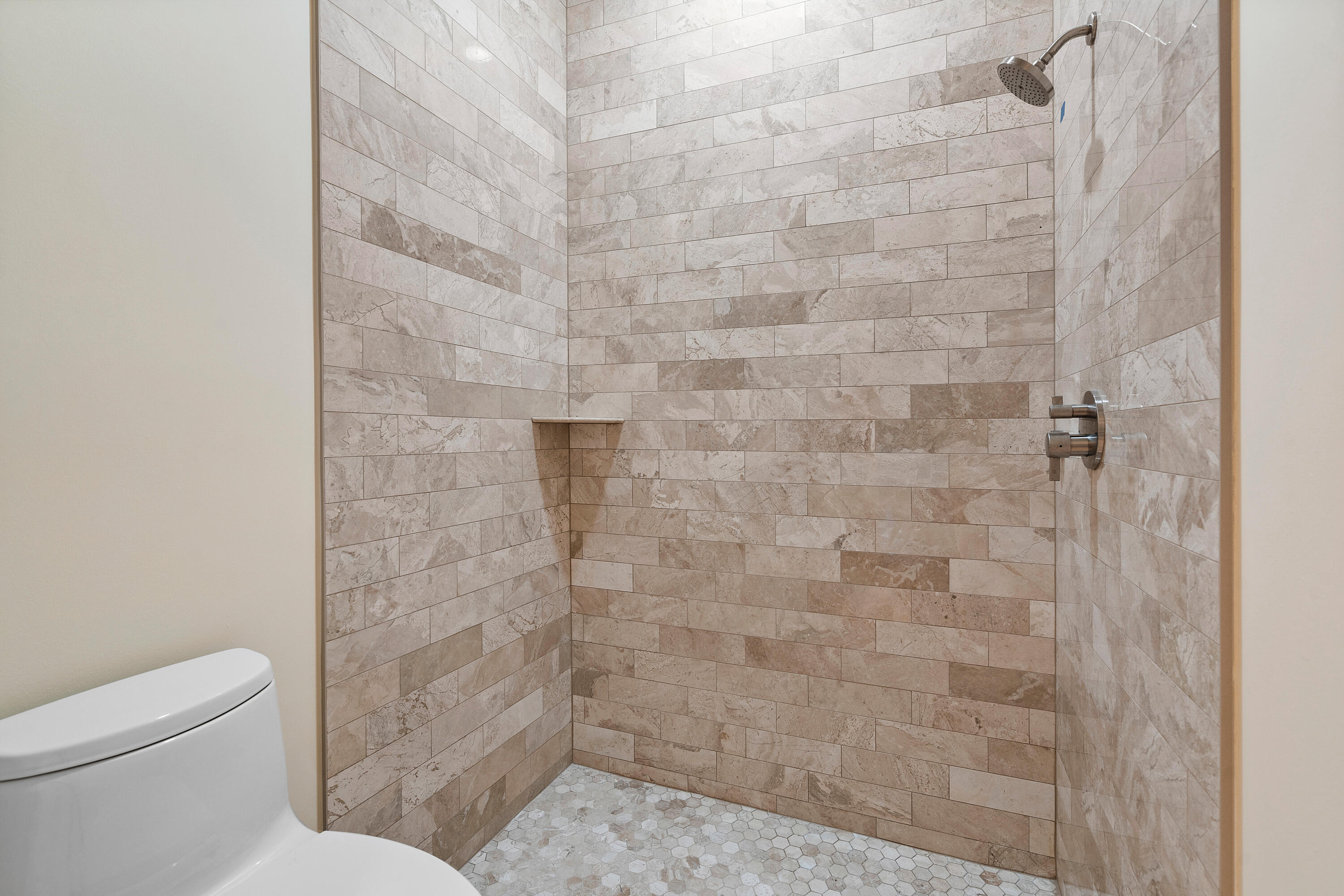 BREAKERS WEST 12 - Residential