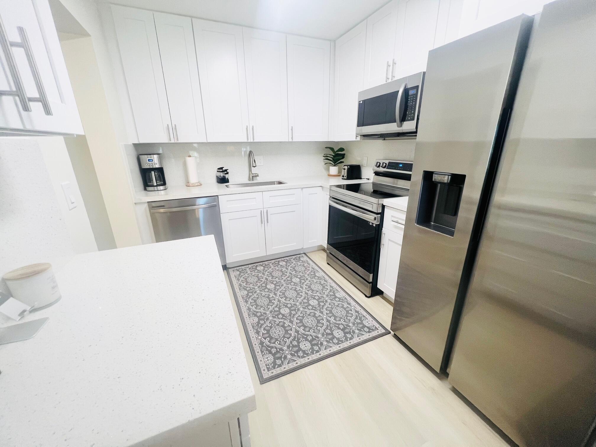9273 SW 8th Street 416, Boca Raton, FL, 33428/$209,900 1 9273 SW 8th Street 416