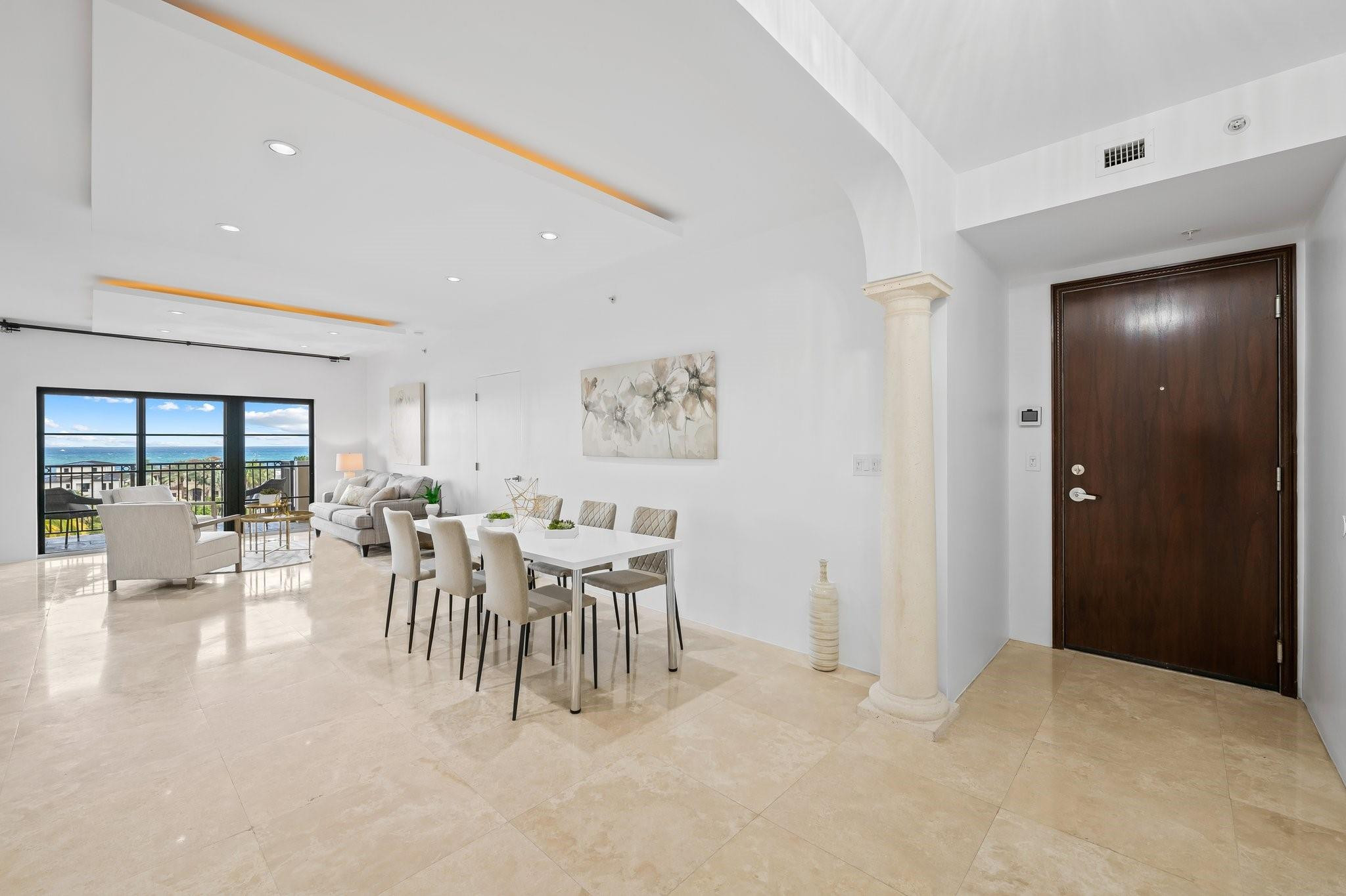 2401 N Ocean Boulevard 702