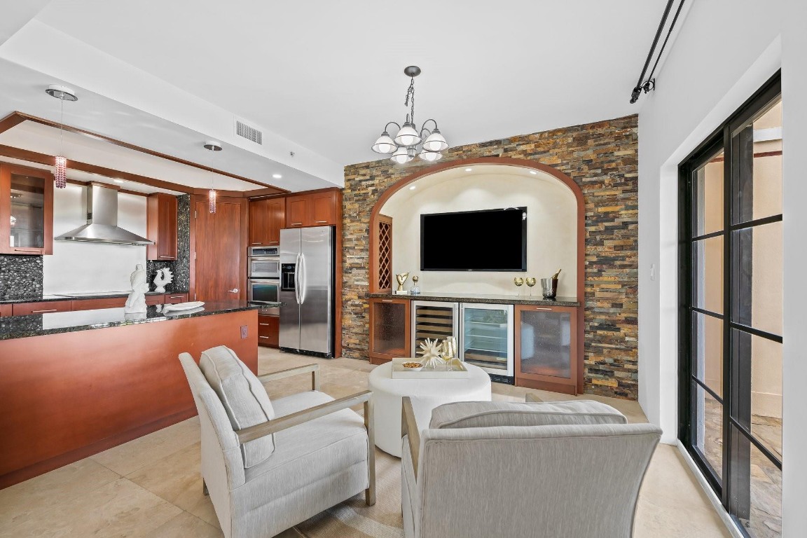 THE FOUNTAINS - Residential