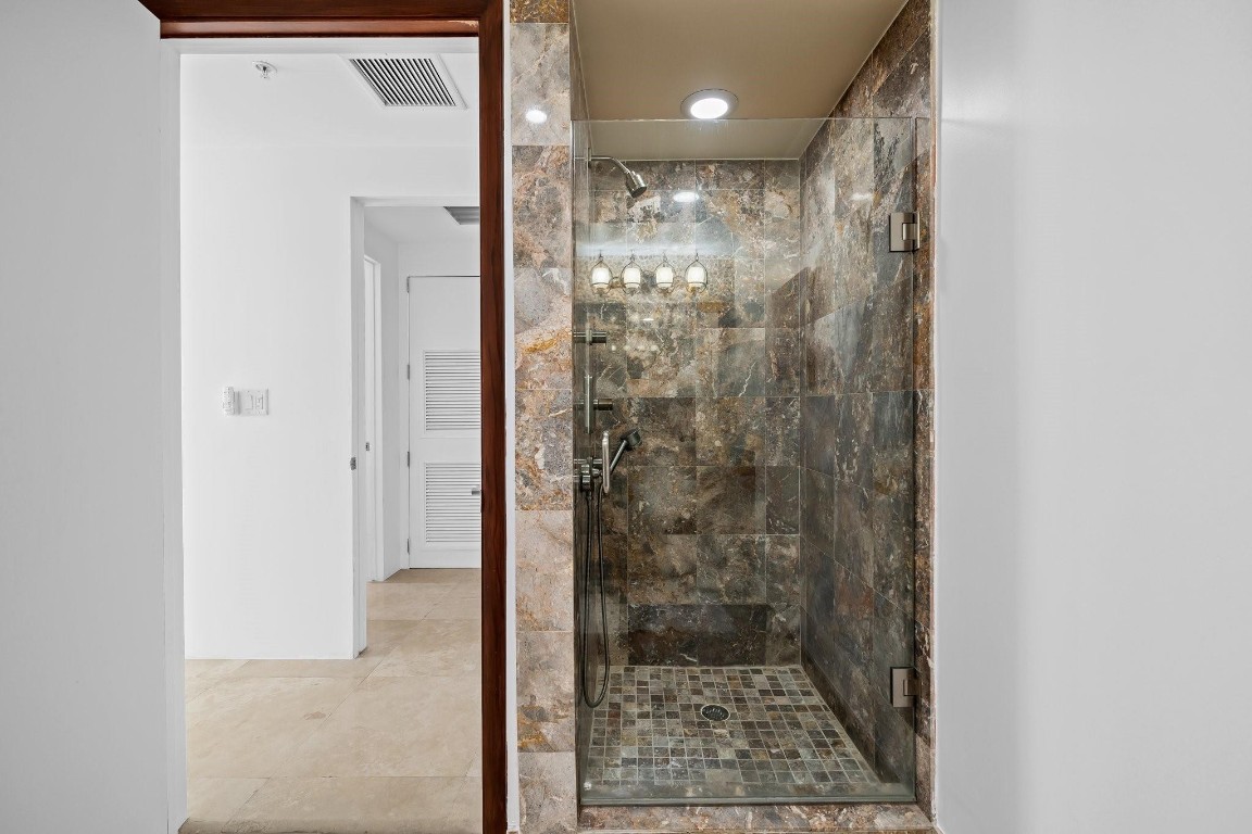 THE FOUNTAINS - Residential