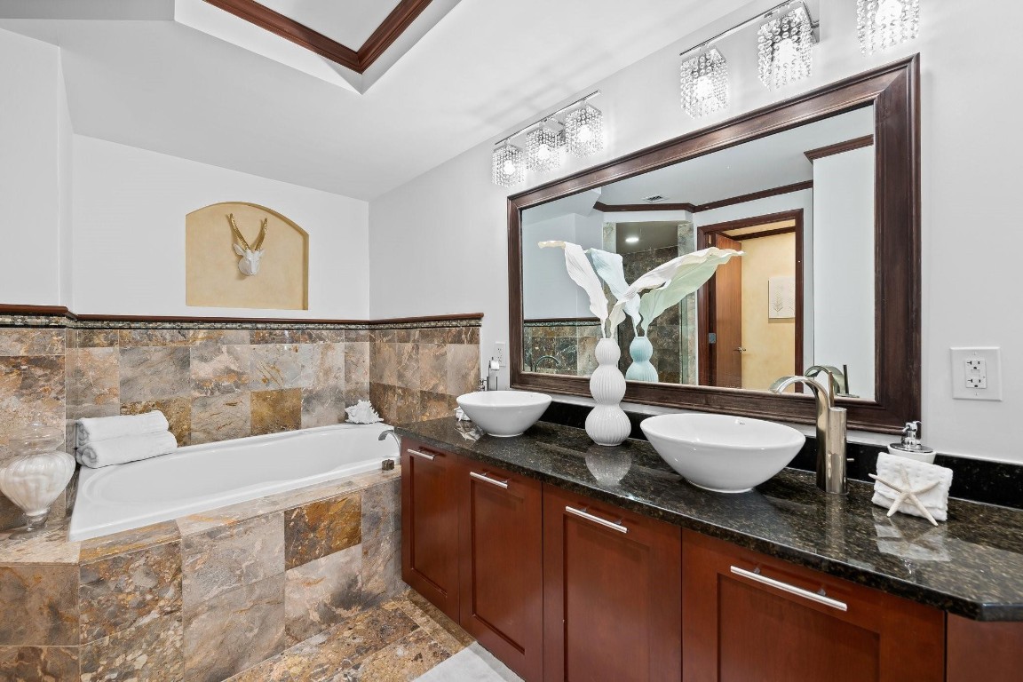 THE FOUNTAINS - Residential