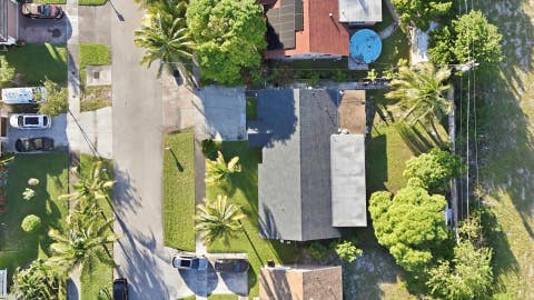 Tiny photo for 561 NE 38th Street, Deerfield Beach, FL 33064 (MLS # B26019893)