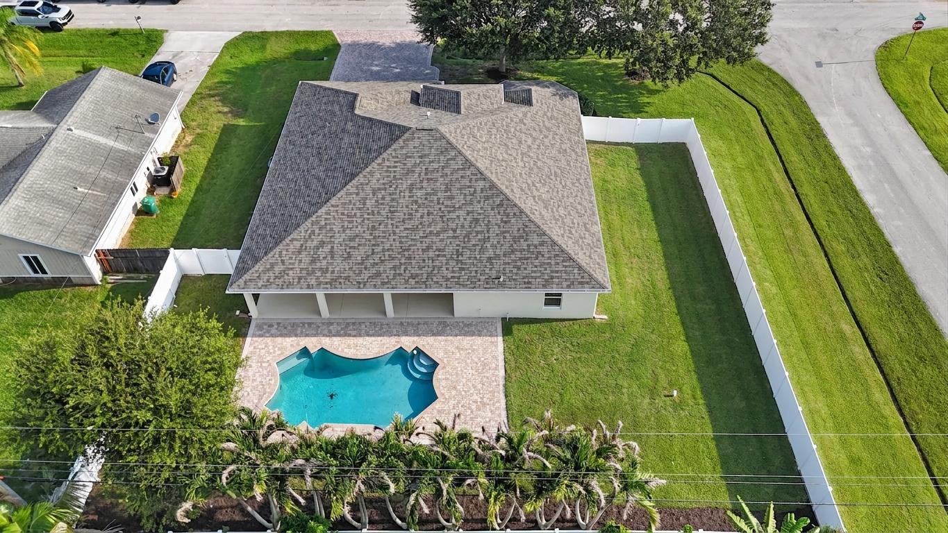 490 SW Ryder Road