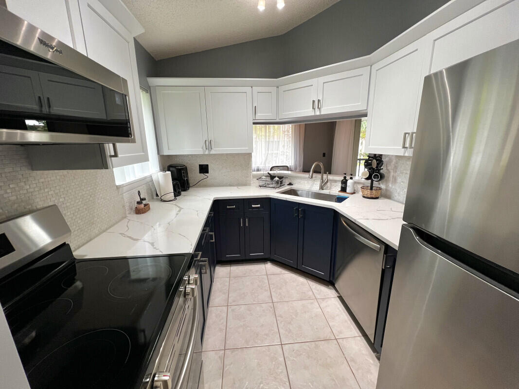 CHASEWOOD OF JUPITER - Residential Lease