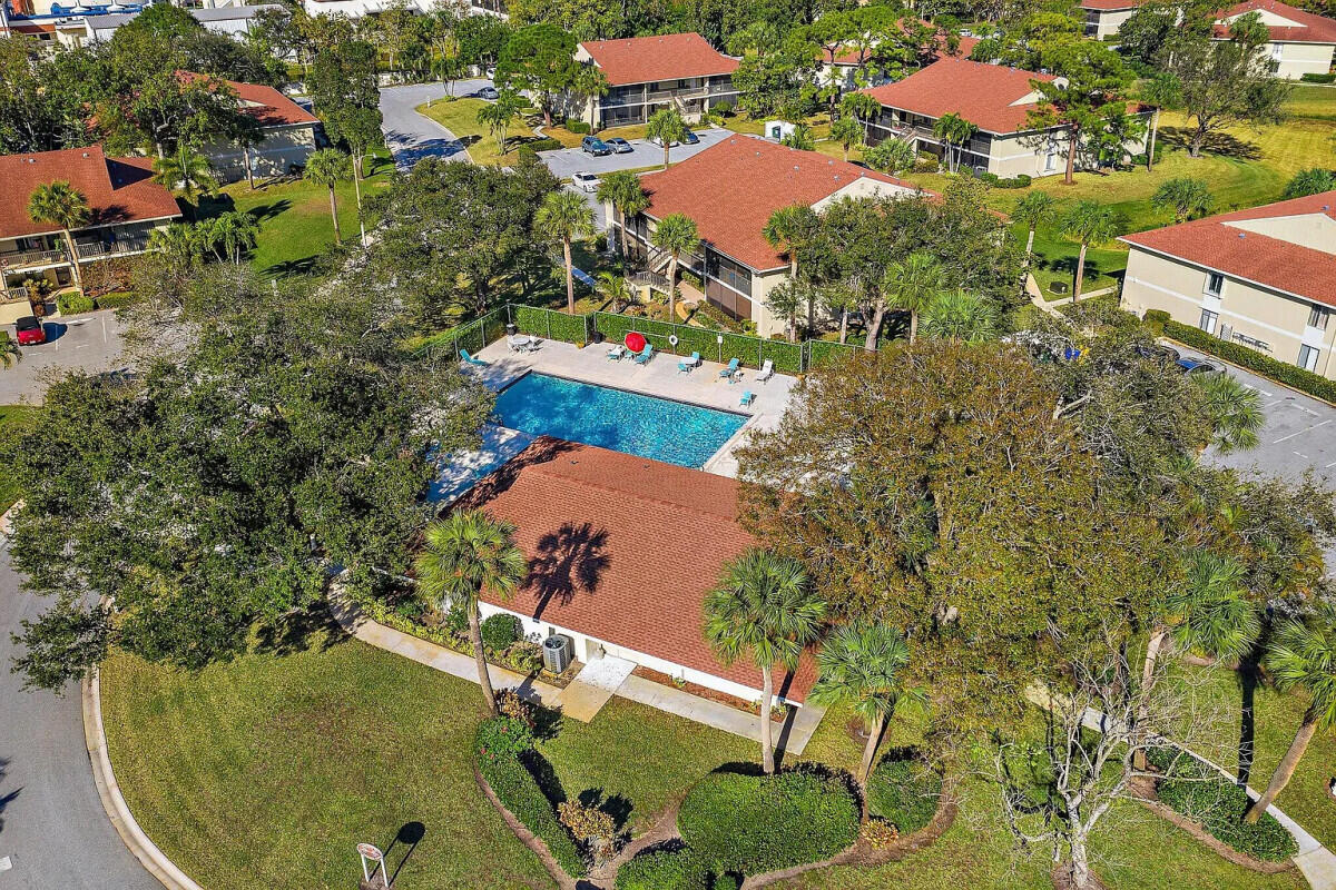 CHASEWOOD OF JUPITER - Residential Lease