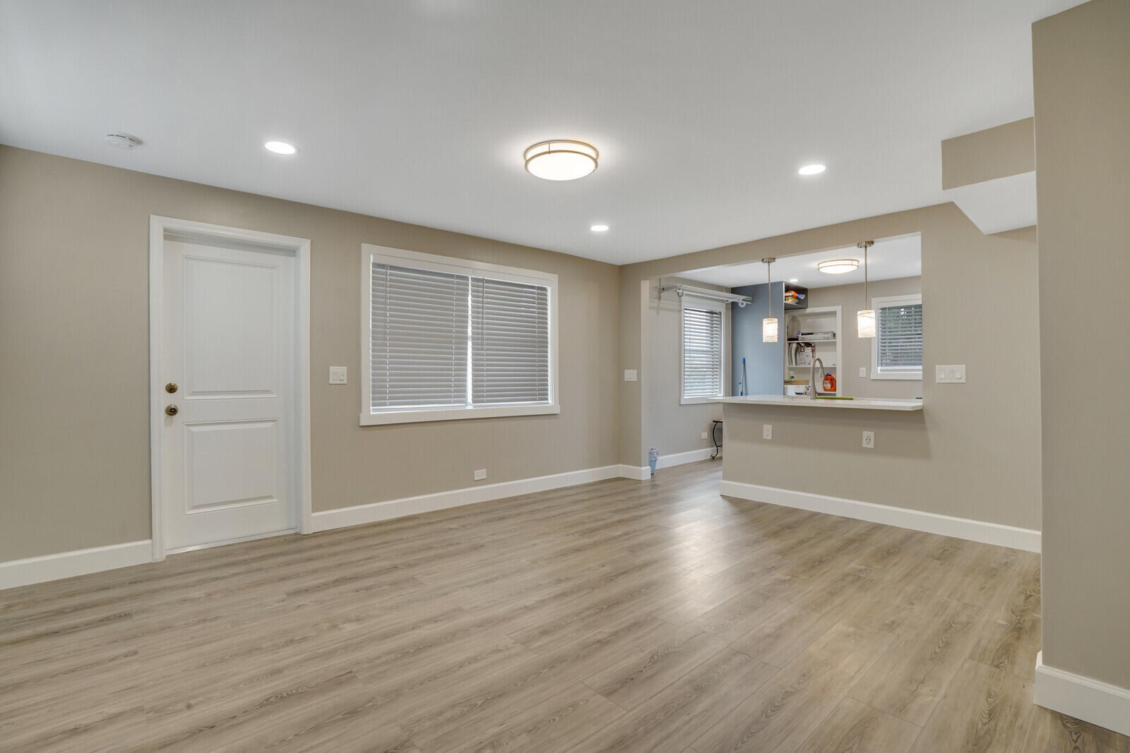 1225 W 10th Street Apartment B