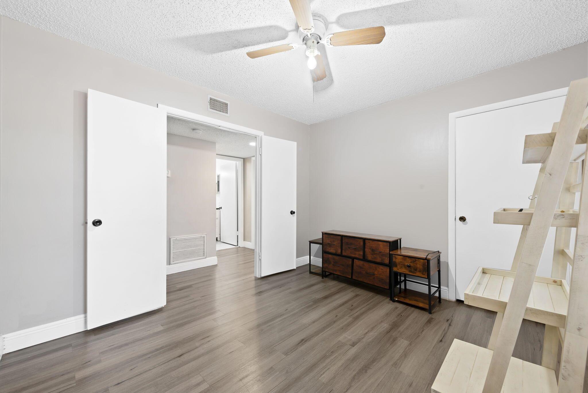 PALM AIRE GARDENS CONDO - Residential Lease