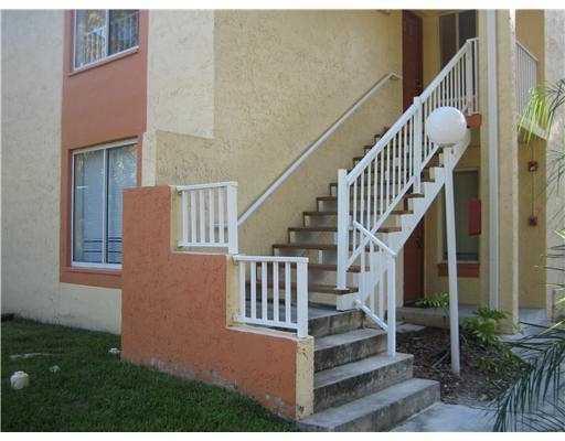 NAPOLI GARDENS - Residential