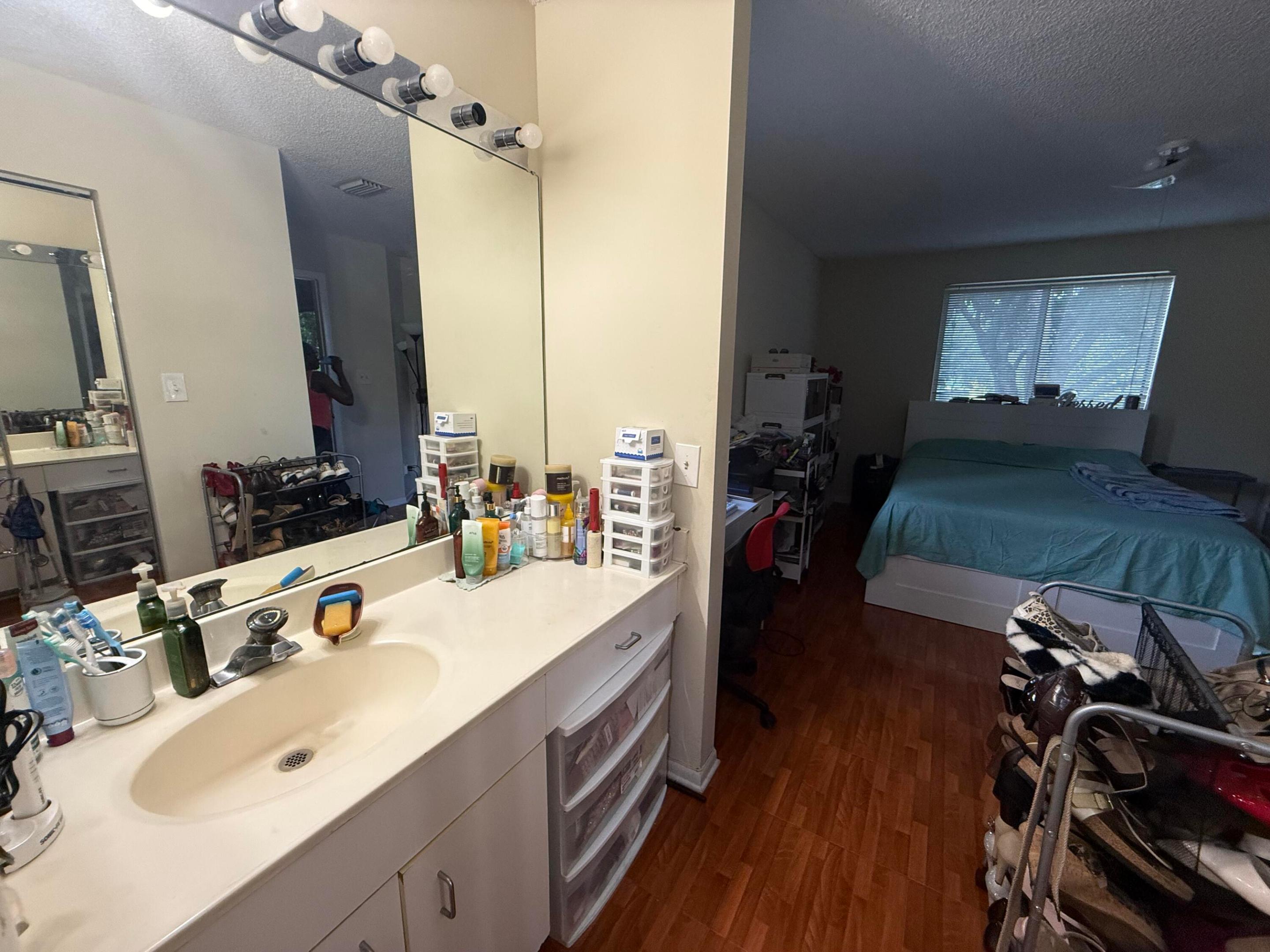 NAPOLI GARDENS - Residential