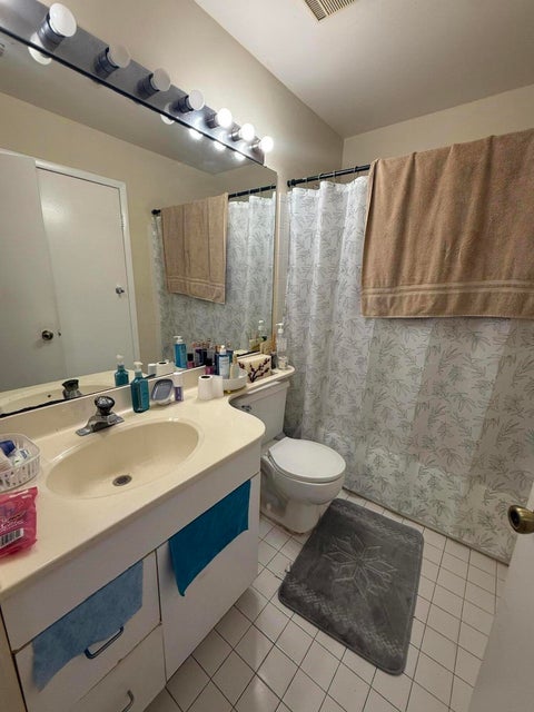 Tiny photo for 902 Coral Club Drive #902, Coral Springs, FL 33071 (MLS # B26001409)