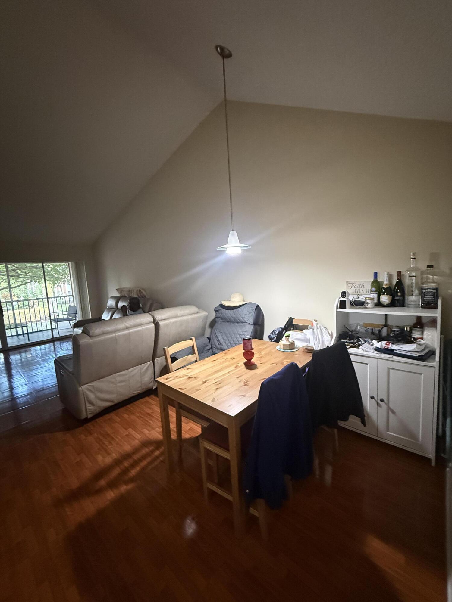 NAPOLI GARDENS - Residential