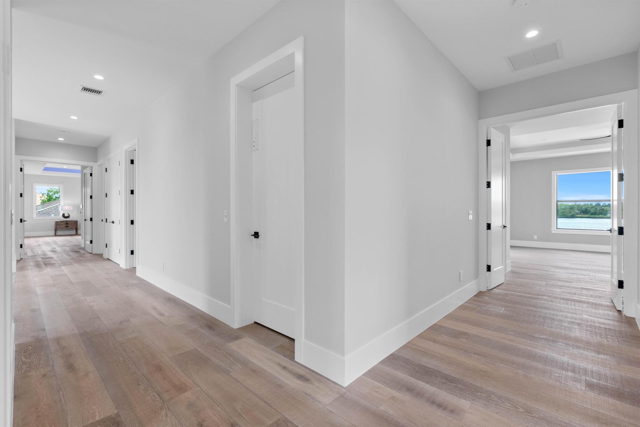 TEQUESTA COUNTRY CLUB - Residential