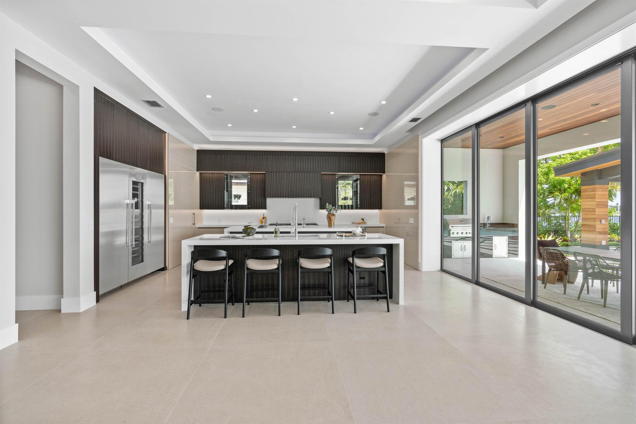 TEQUESTA COUNTRY CLUB - Residential