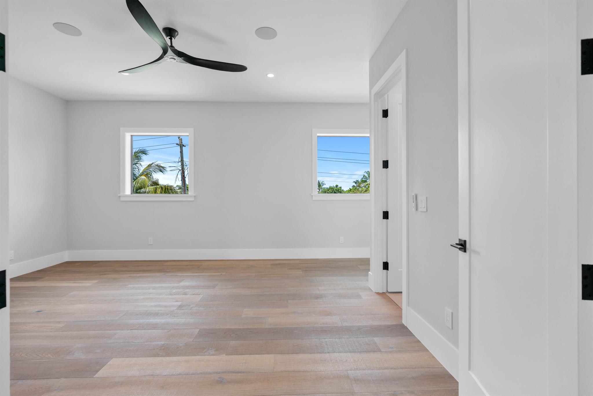 TEQUESTA COUNTRY CLUB - Residential