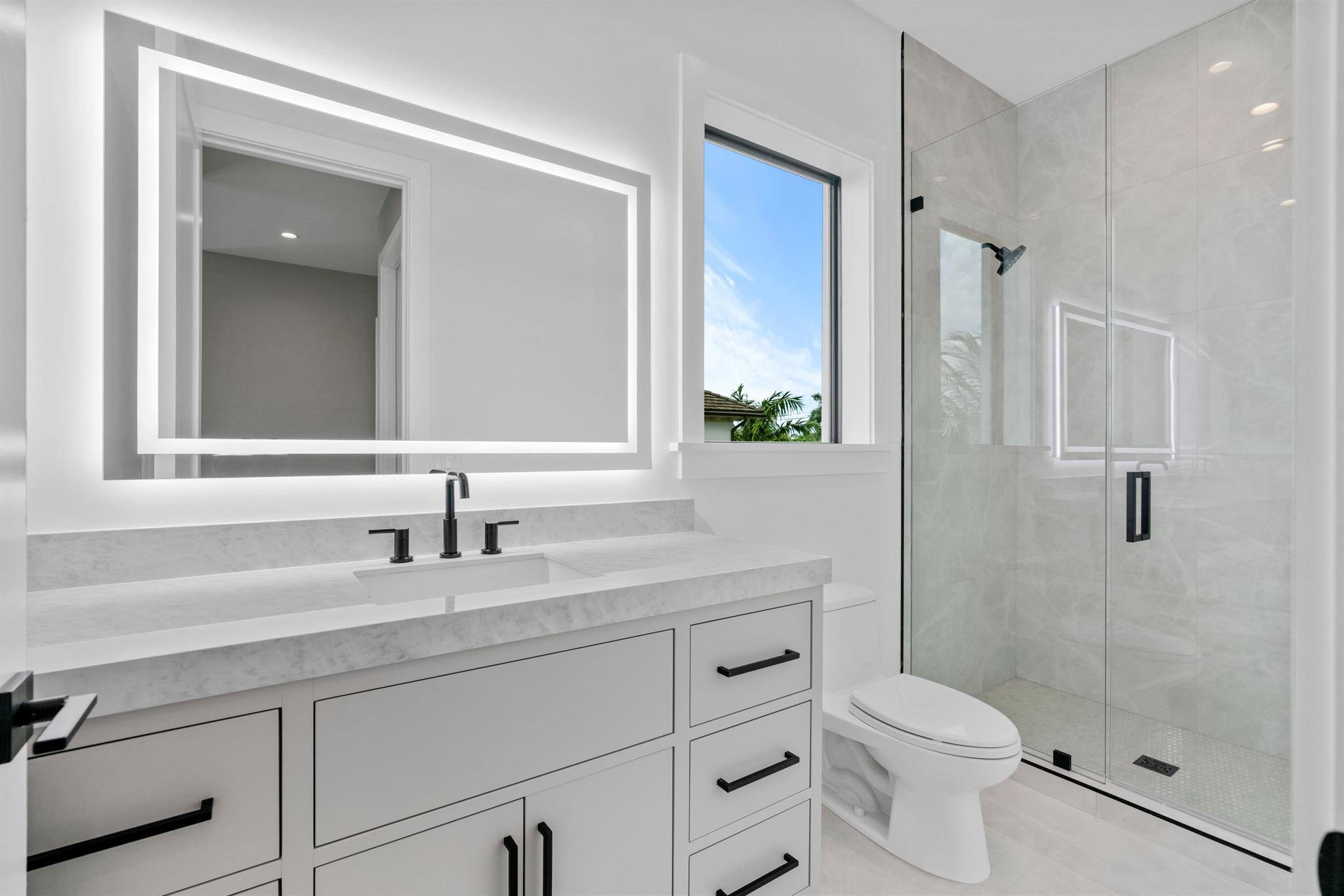 TEQUESTA COUNTRY CLUB - Residential