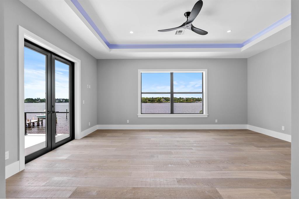 TEQUESTA COUNTRY CLUB - Residential