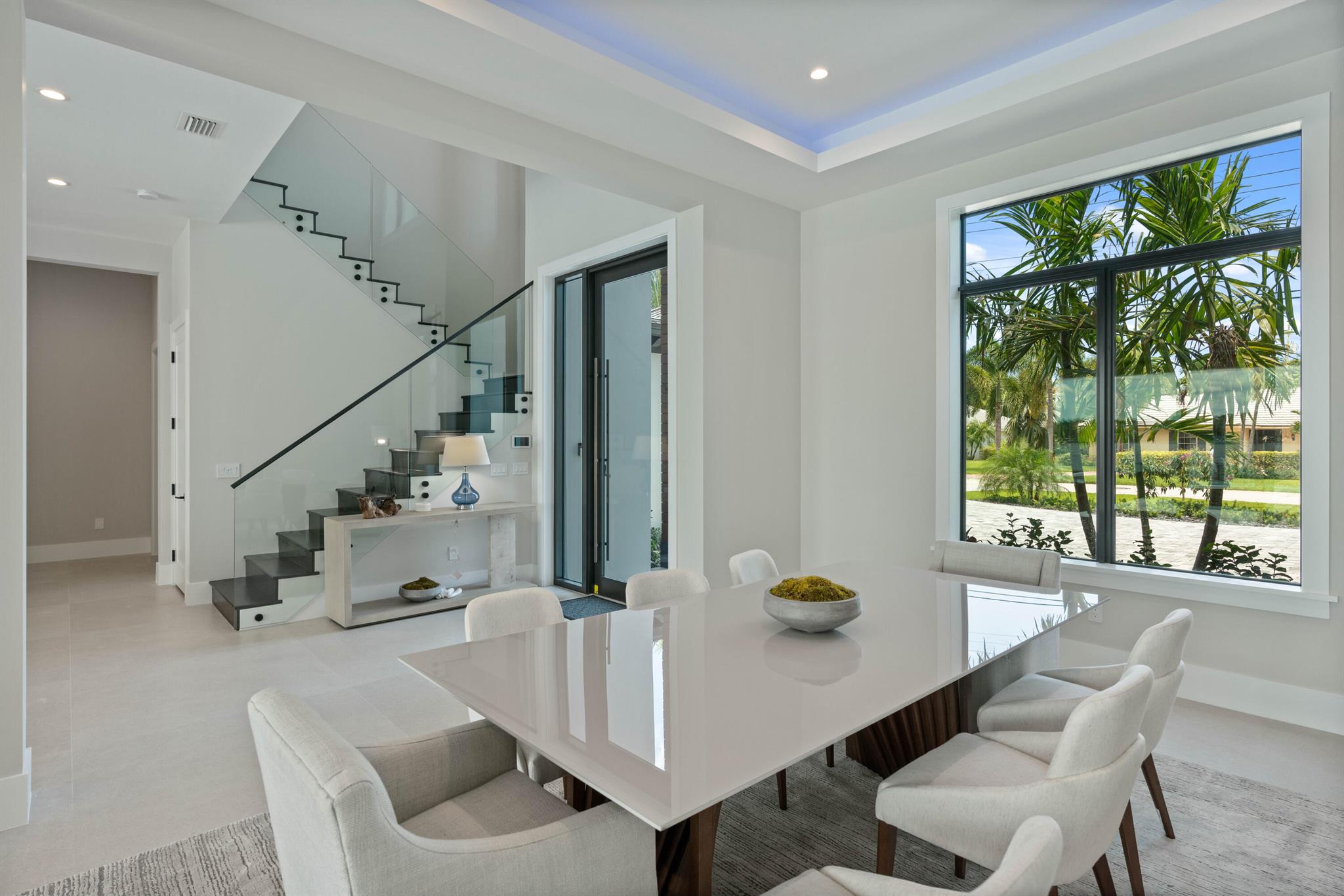 TEQUESTA COUNTRY CLUB - Residential