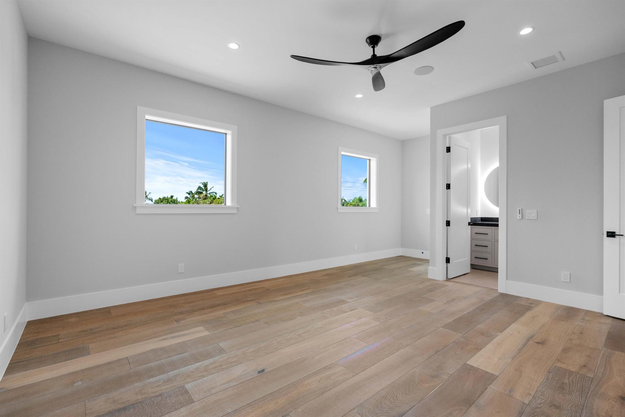 TEQUESTA COUNTRY CLUB - Residential