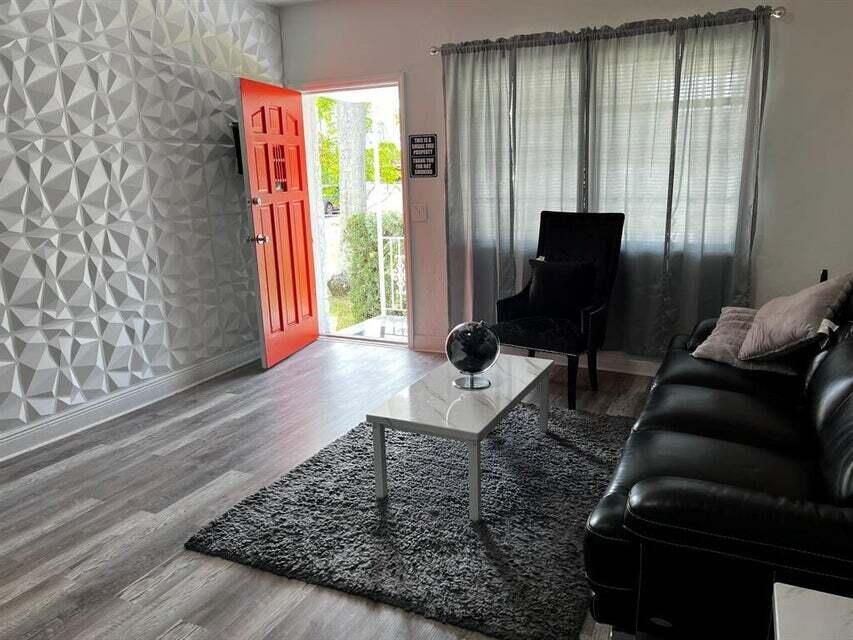 Hallandale Park - Residential Lease