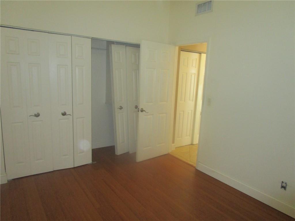 Camino Sheridan Villas - Residential
