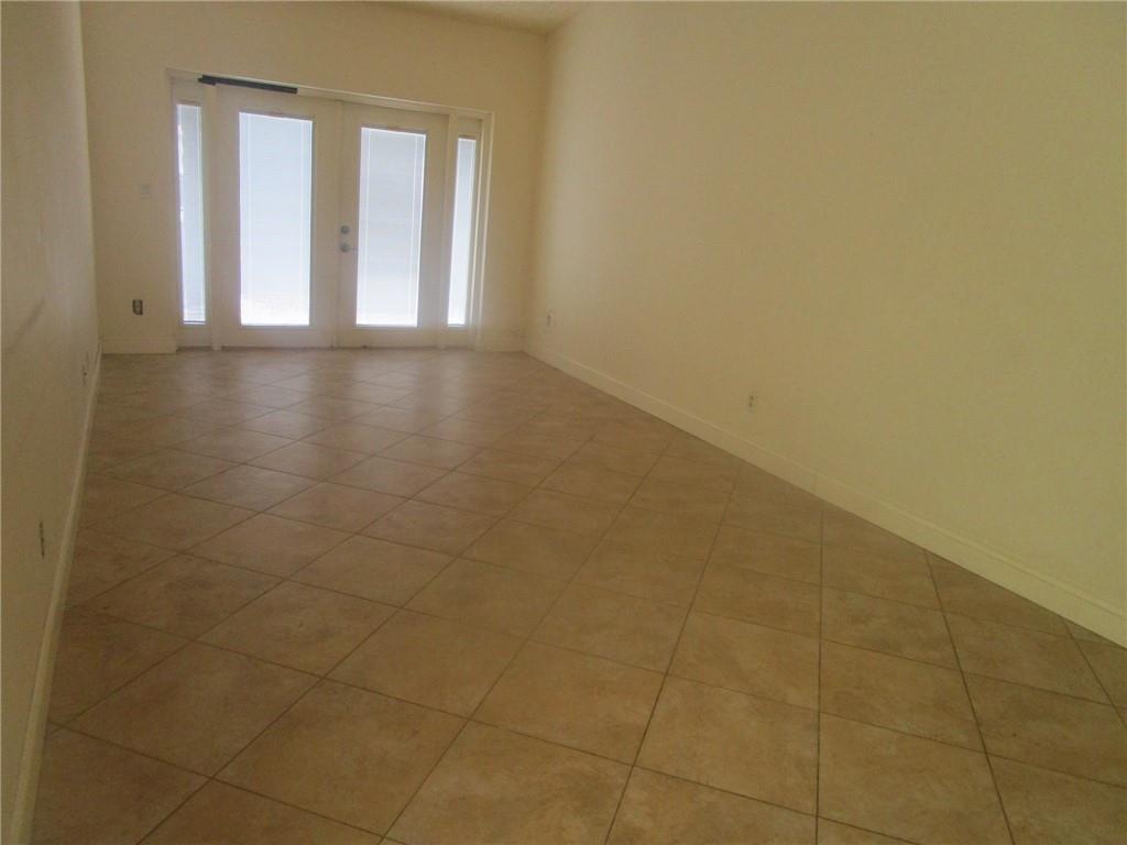 Camino Sheridan Villas - Residential