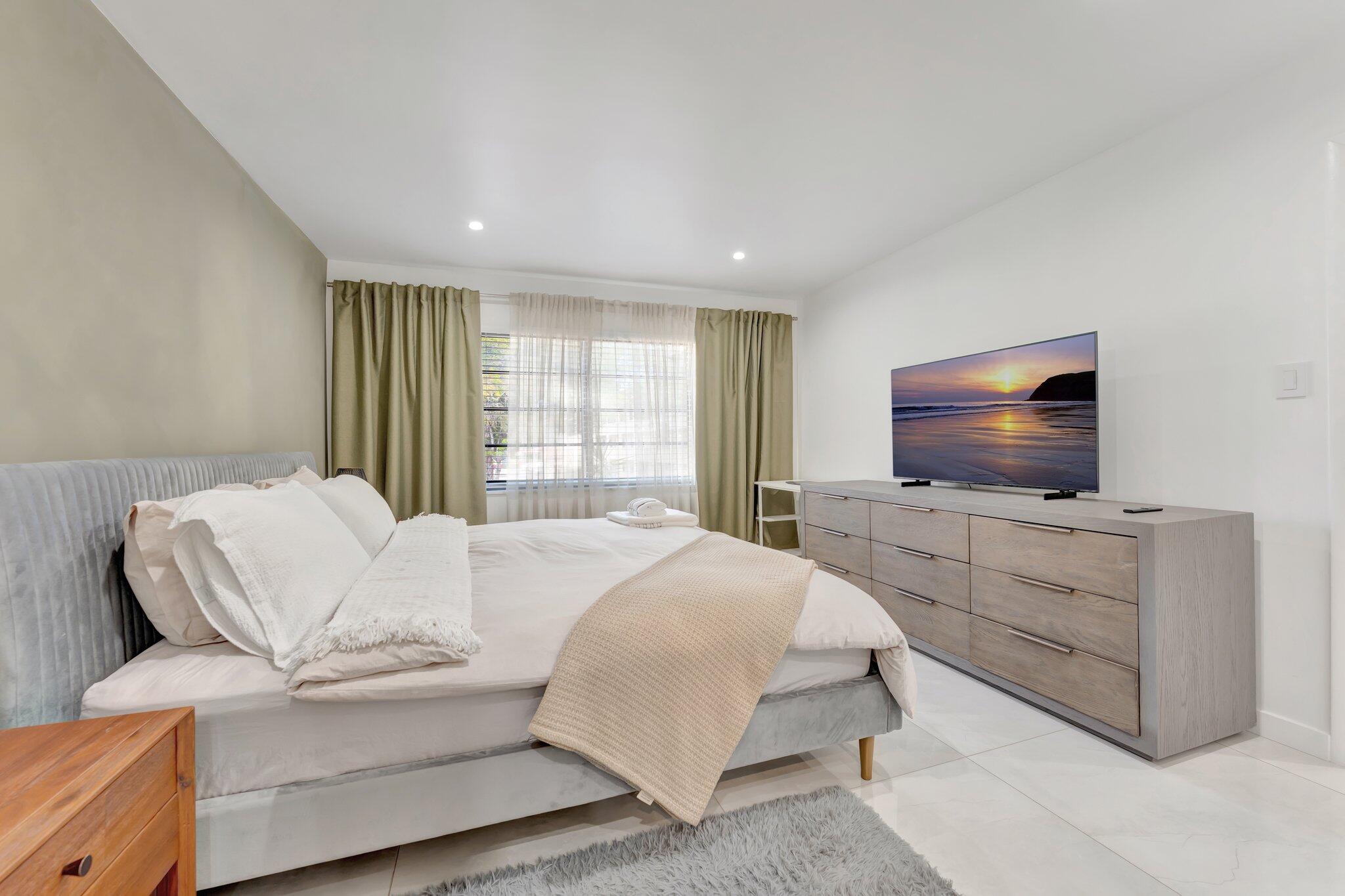 CYPRESS PARK CONDO - Residential Lease