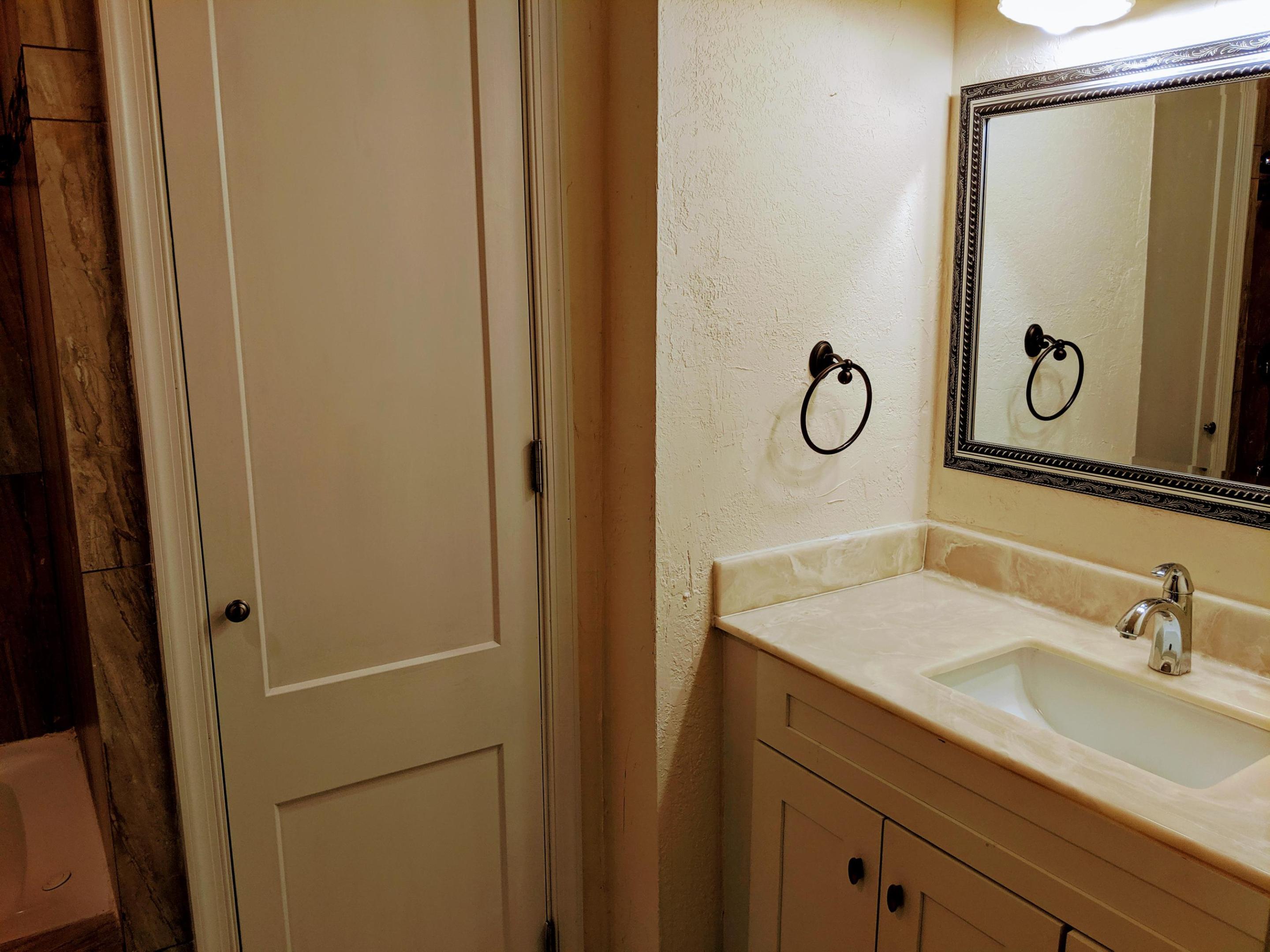 ROYAL PALM ESTATES 4 - Residential Lease