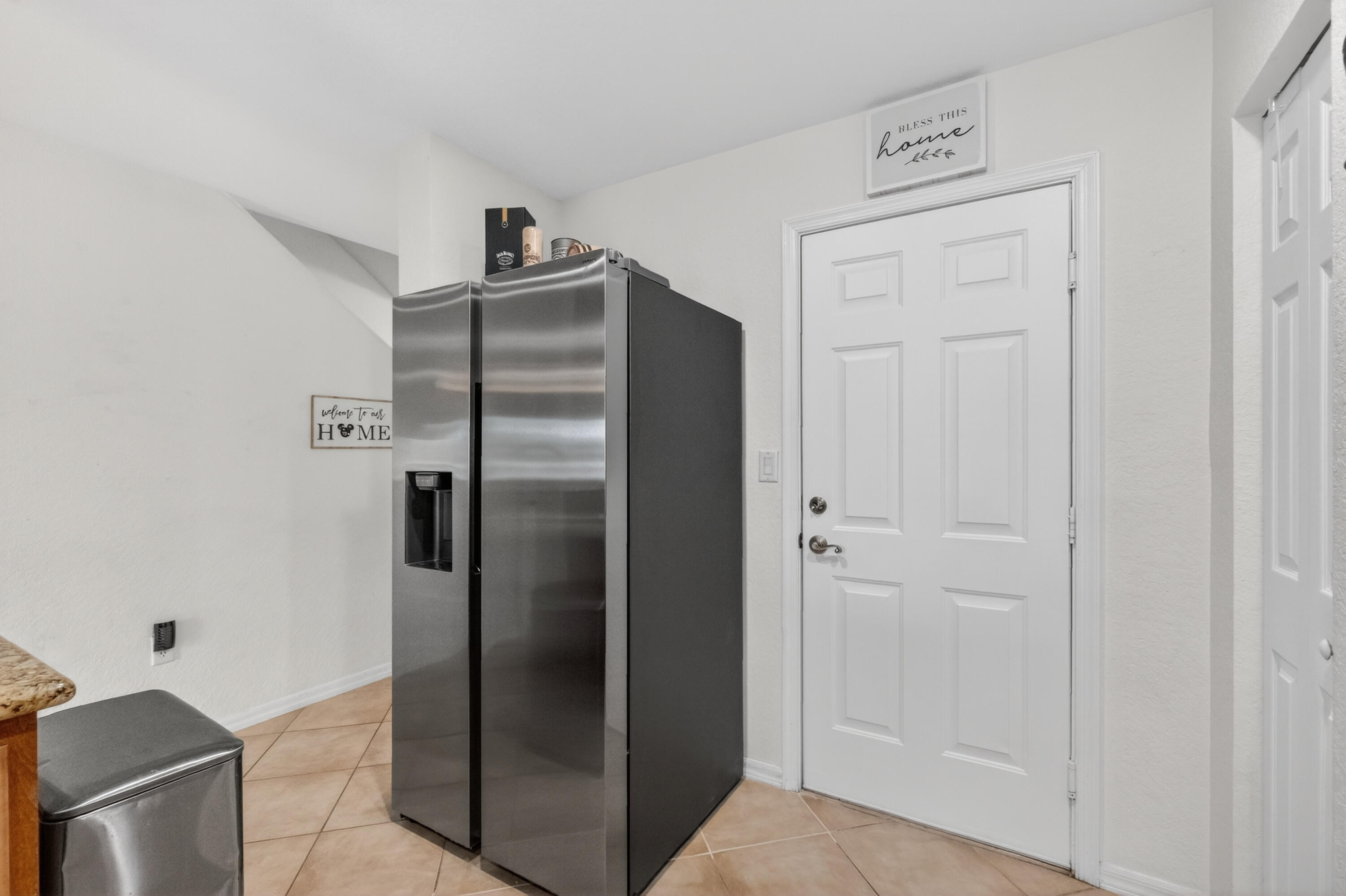 HAMPTON HILLS - Residential