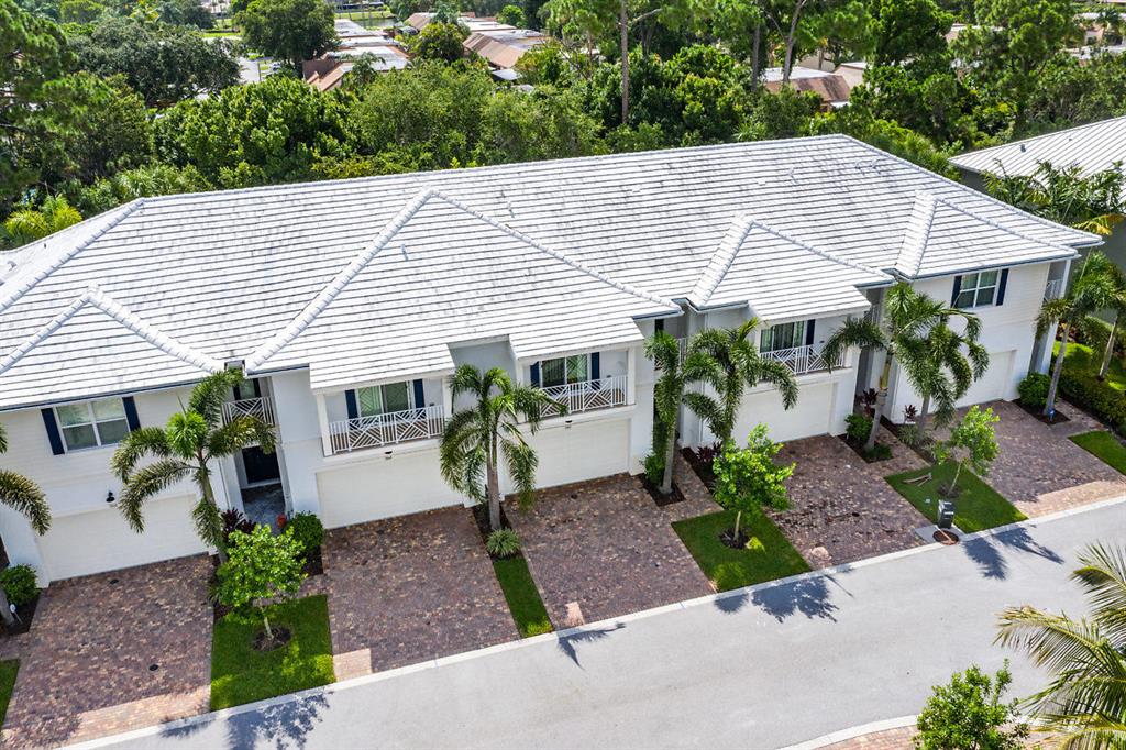 HAMPTON CAY - Residential