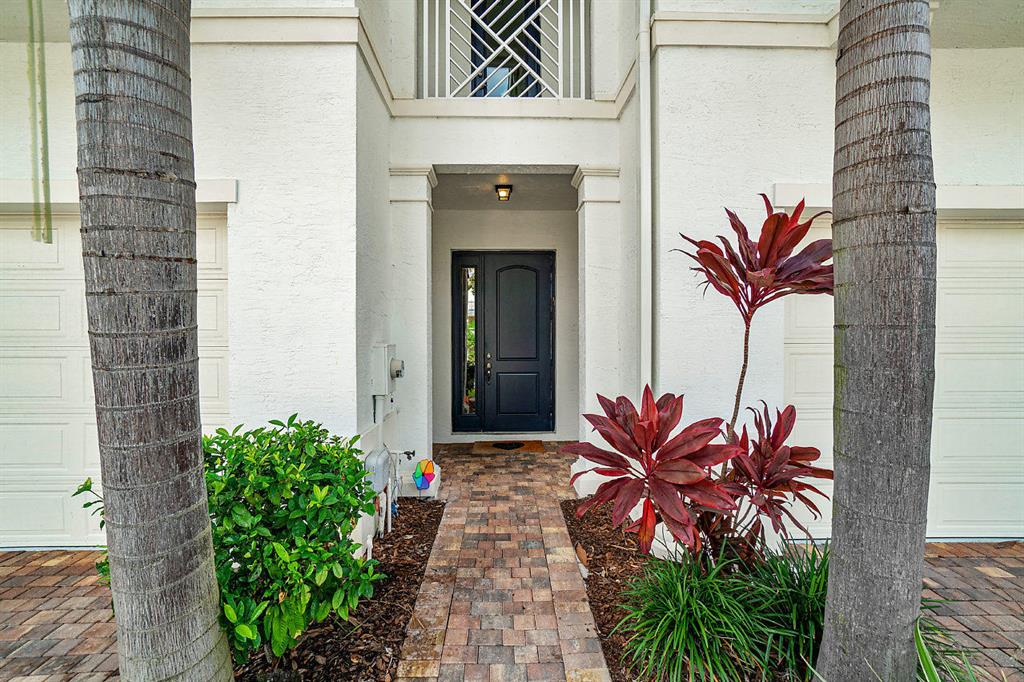 HAMPTON CAY - Residential