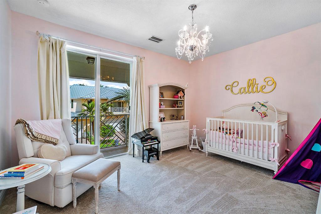 HAMPTON CAY - Residential