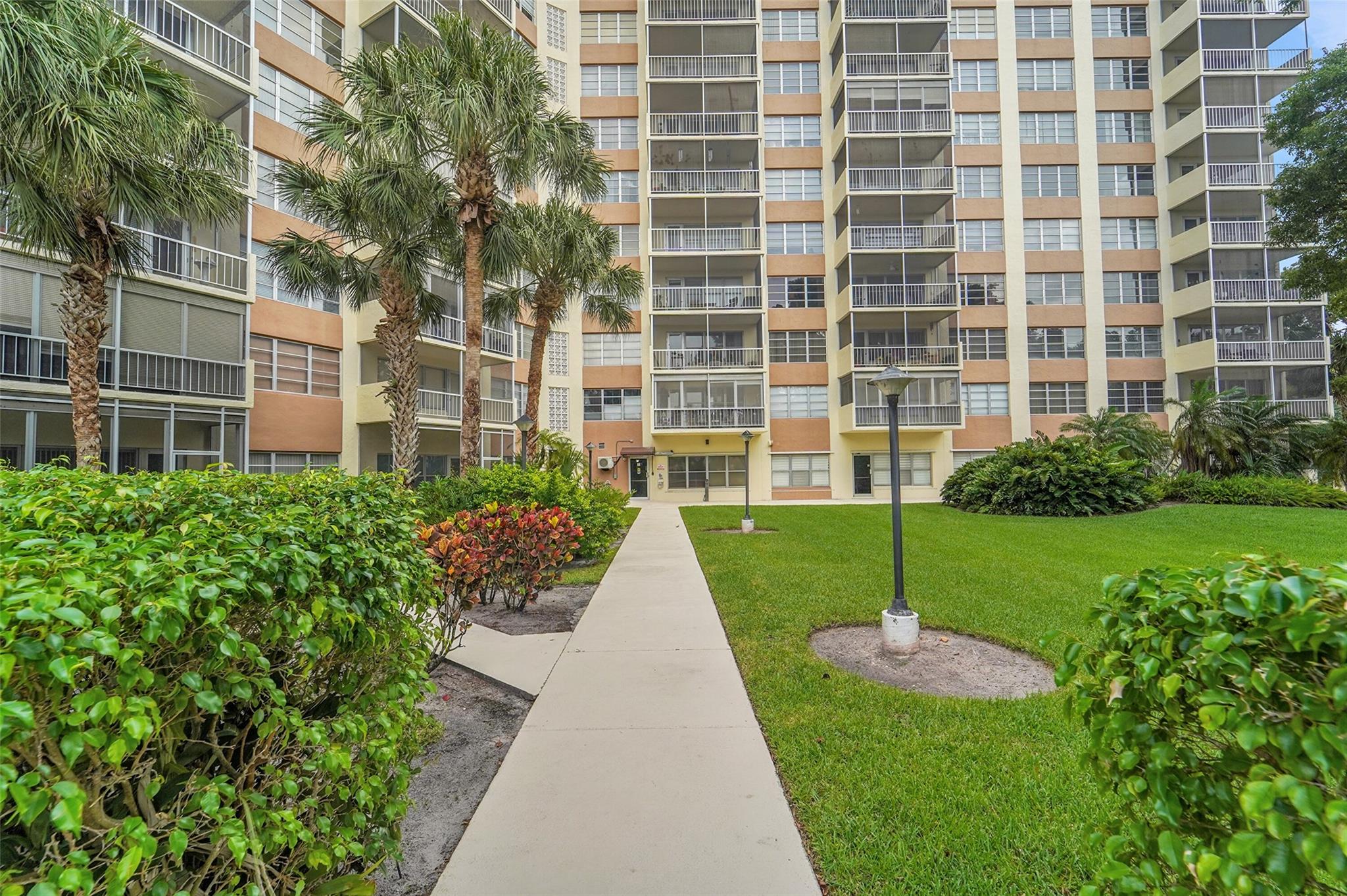 COUNTRY CLUB TOWERS OF CO - Residential