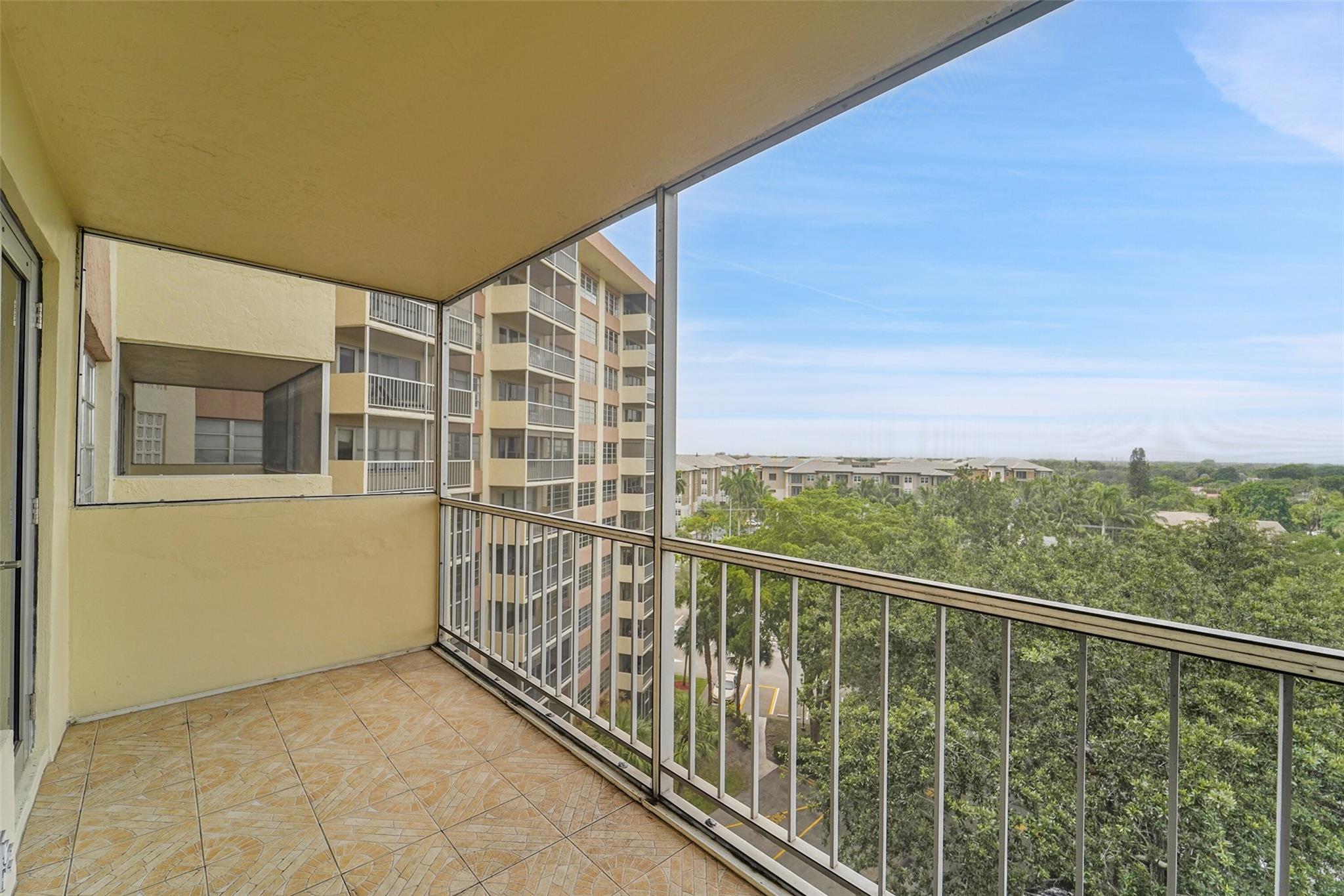 COUNTRY CLUB TOWERS OF CO - Residential