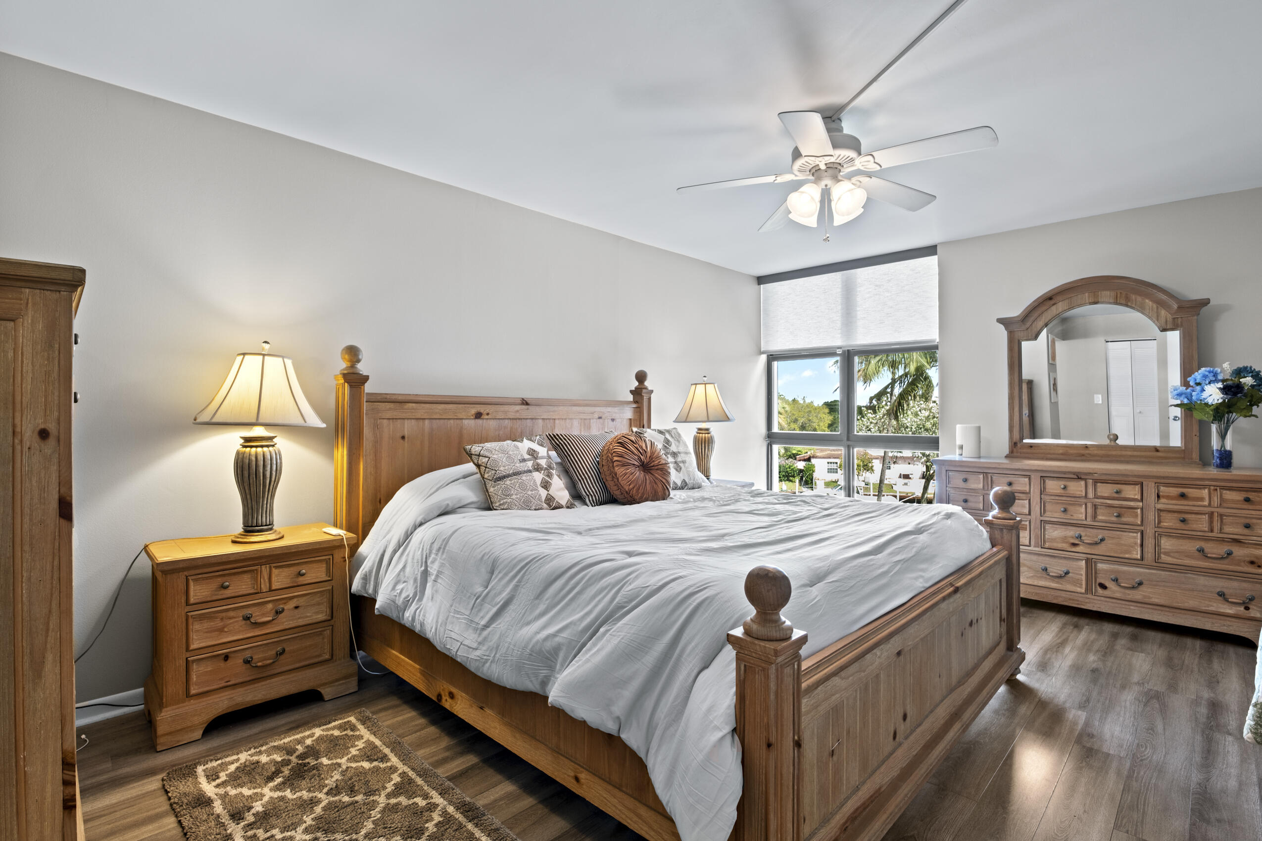 RIVER REACH CONDOMINIUM III - Residential