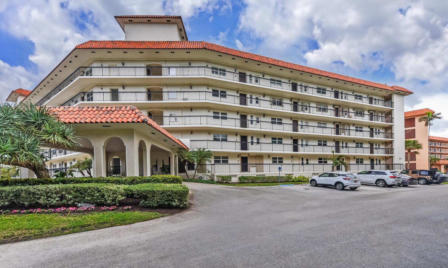 2871 N Ocean Boulevard F429