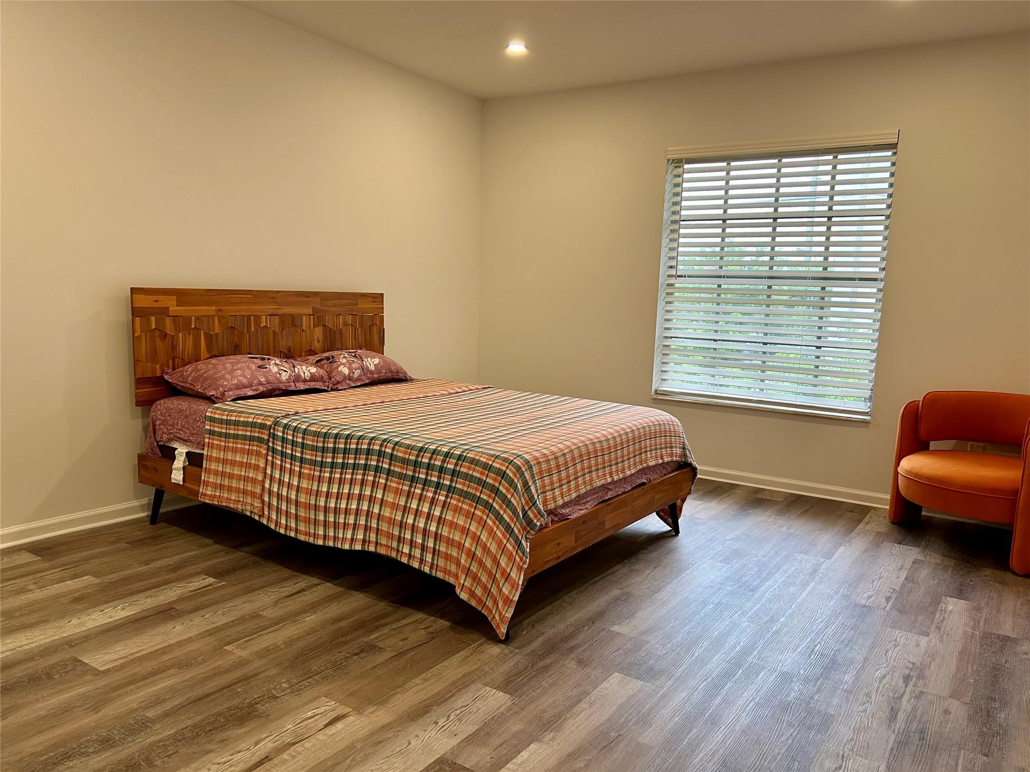 Imperial Point Colonnades - Residential Lease