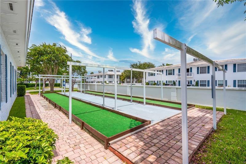 Imperial Point Colonnades - Residential Lease