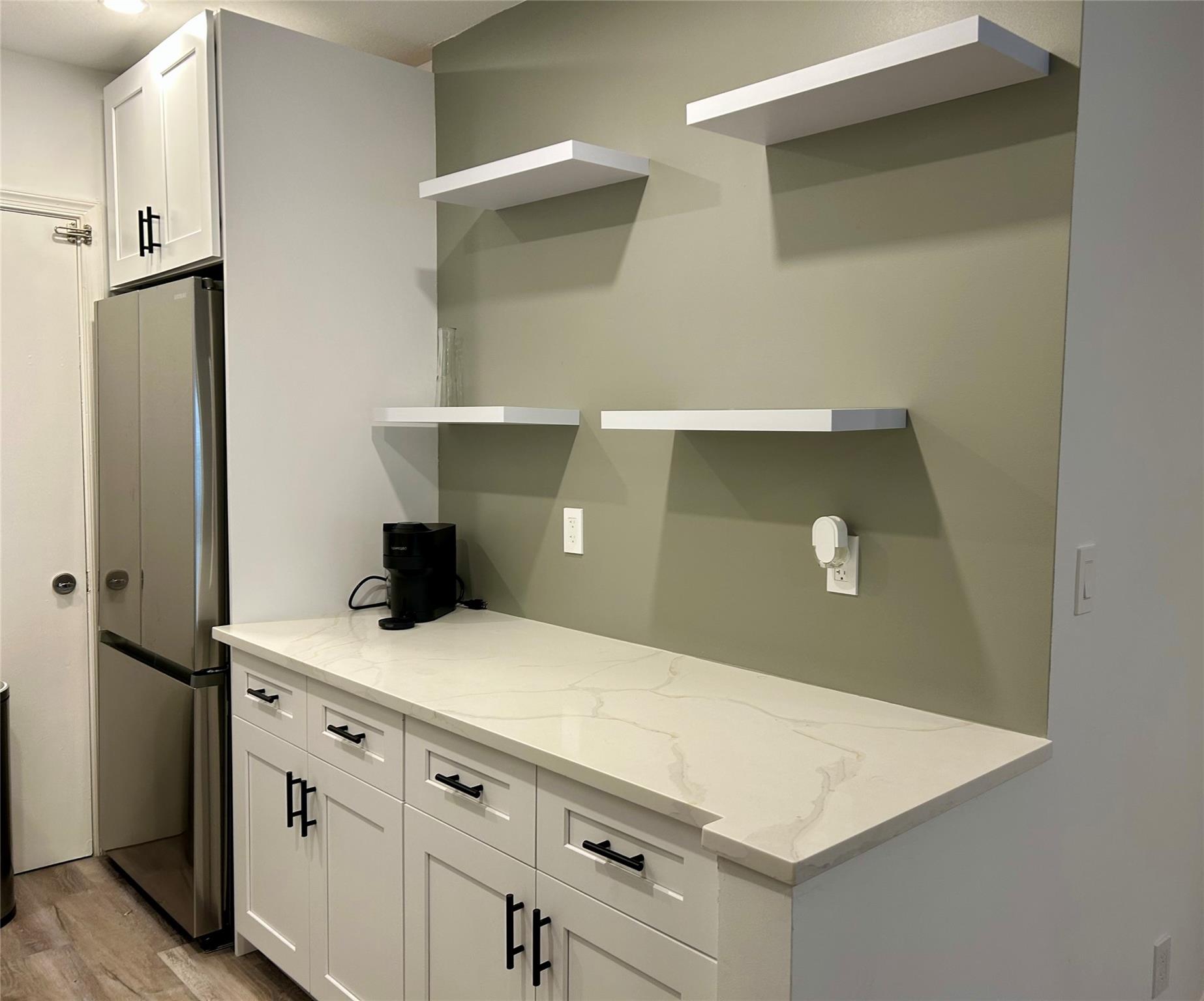 Imperial Point Colonnades - Residential Lease