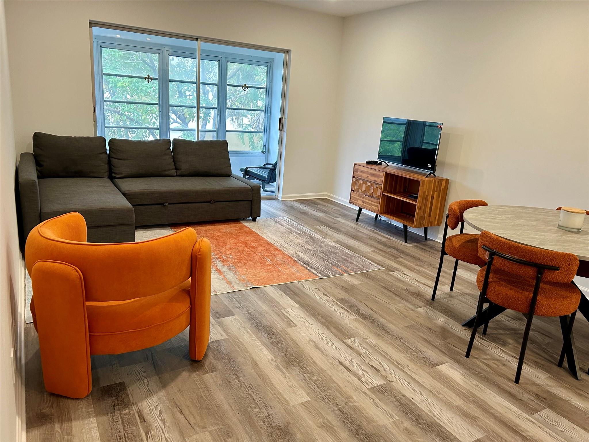 Imperial Point Colonnades - Residential Lease